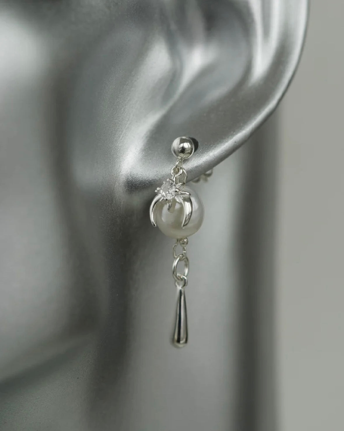 Spiky Pearl Earrings S925