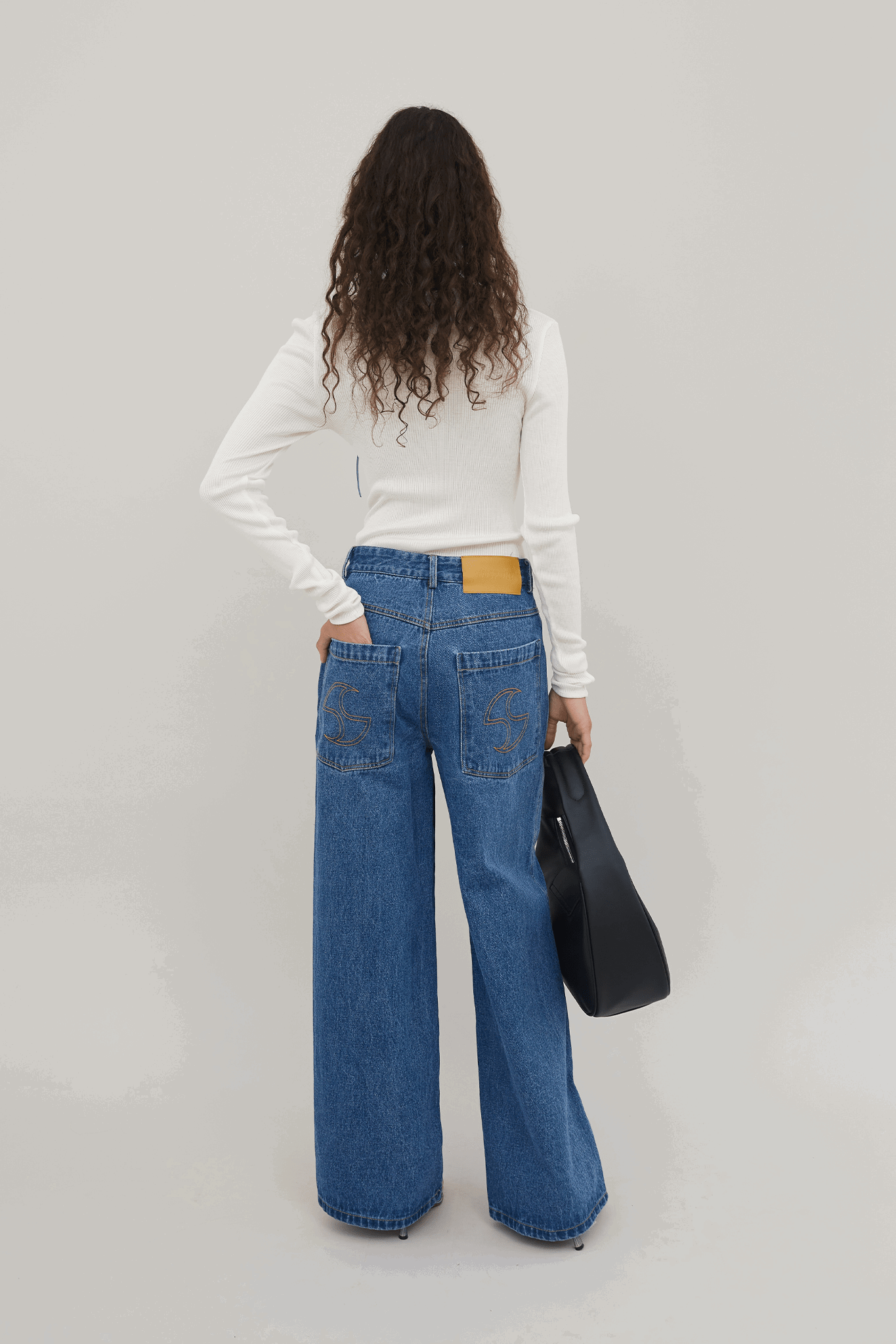DEVIN JEANS