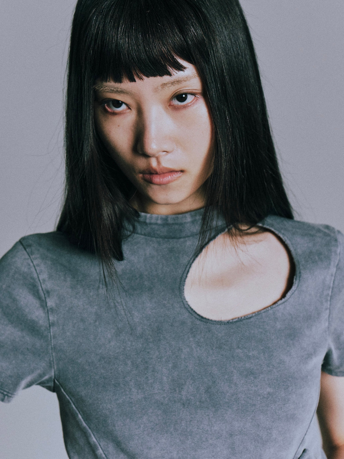 Void cut tops
