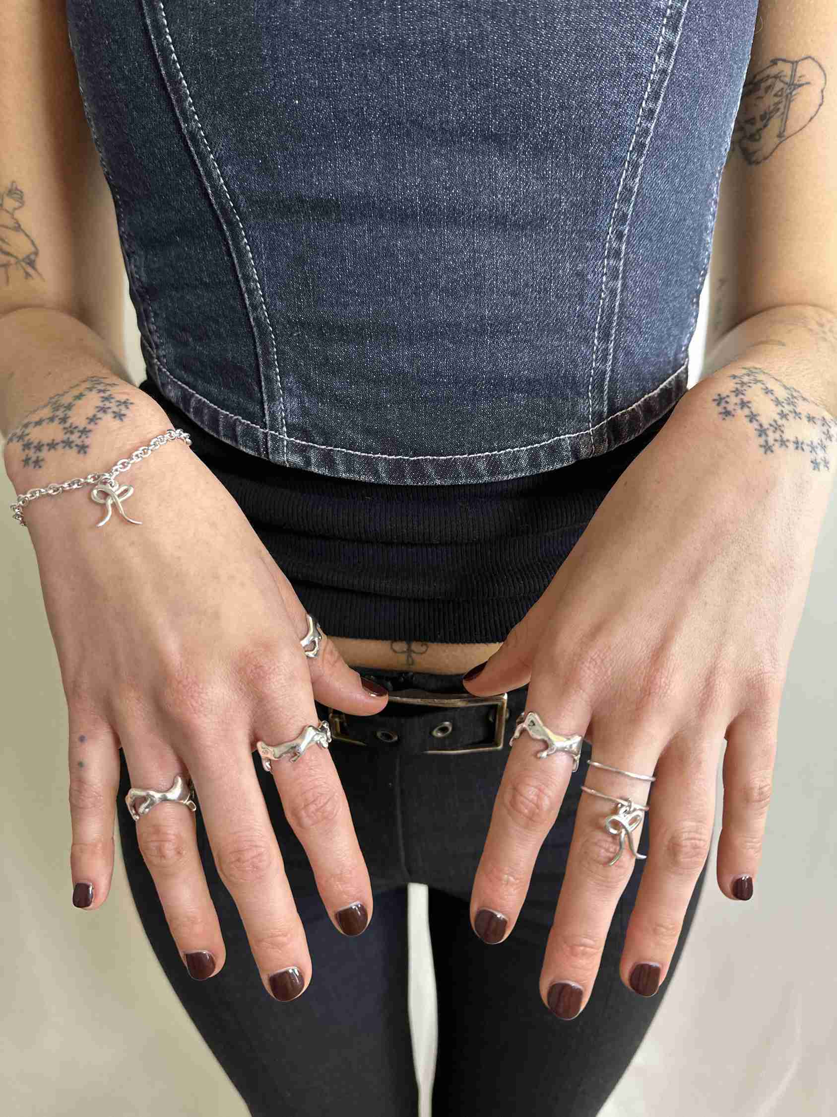 LIRA Bow Bracelet
