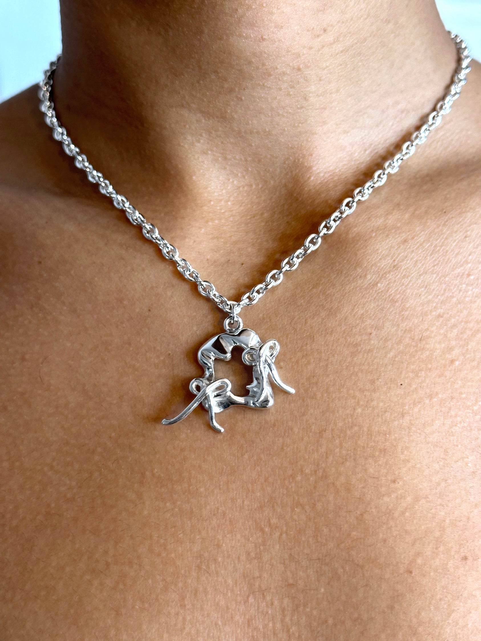 KLYRA Necklace