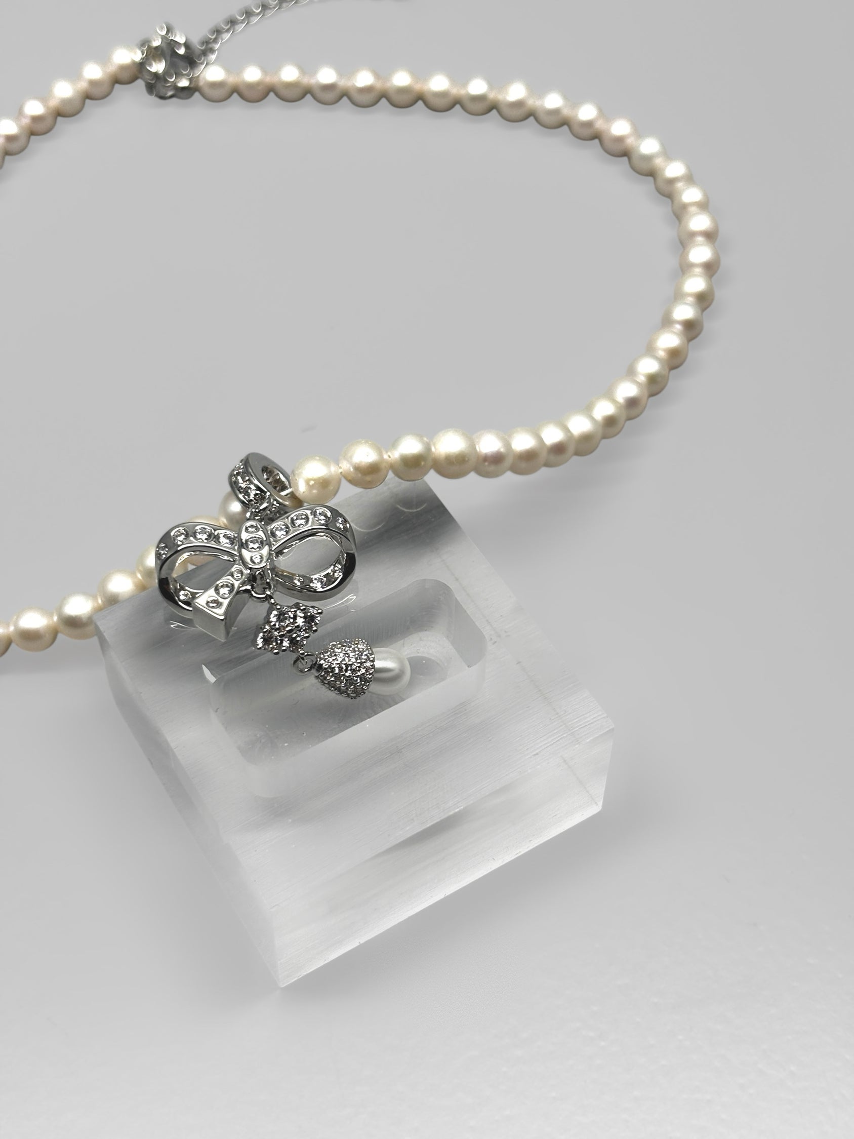 ORO PEARL NECKLACE