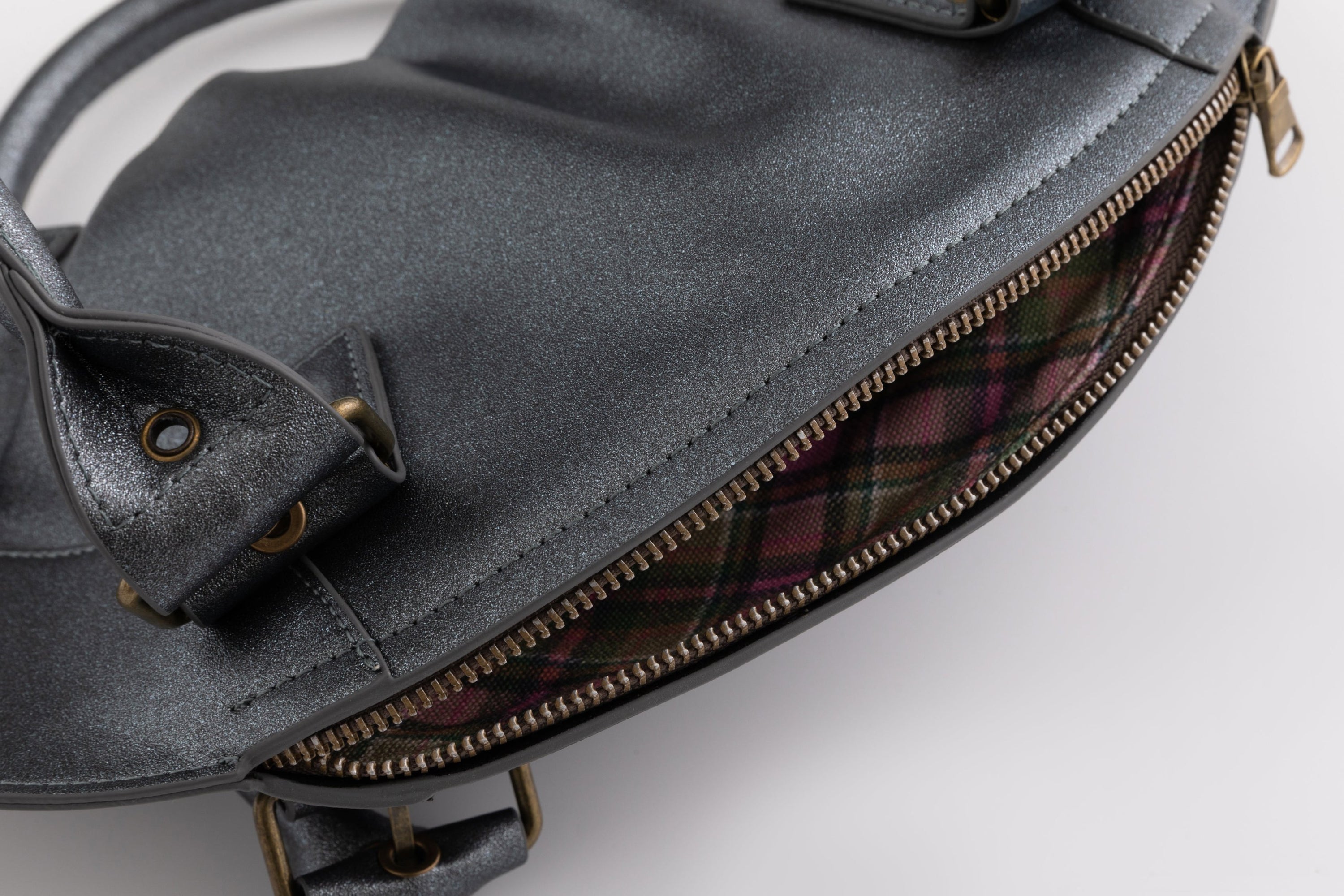 The Croissant Bag Dark Silver