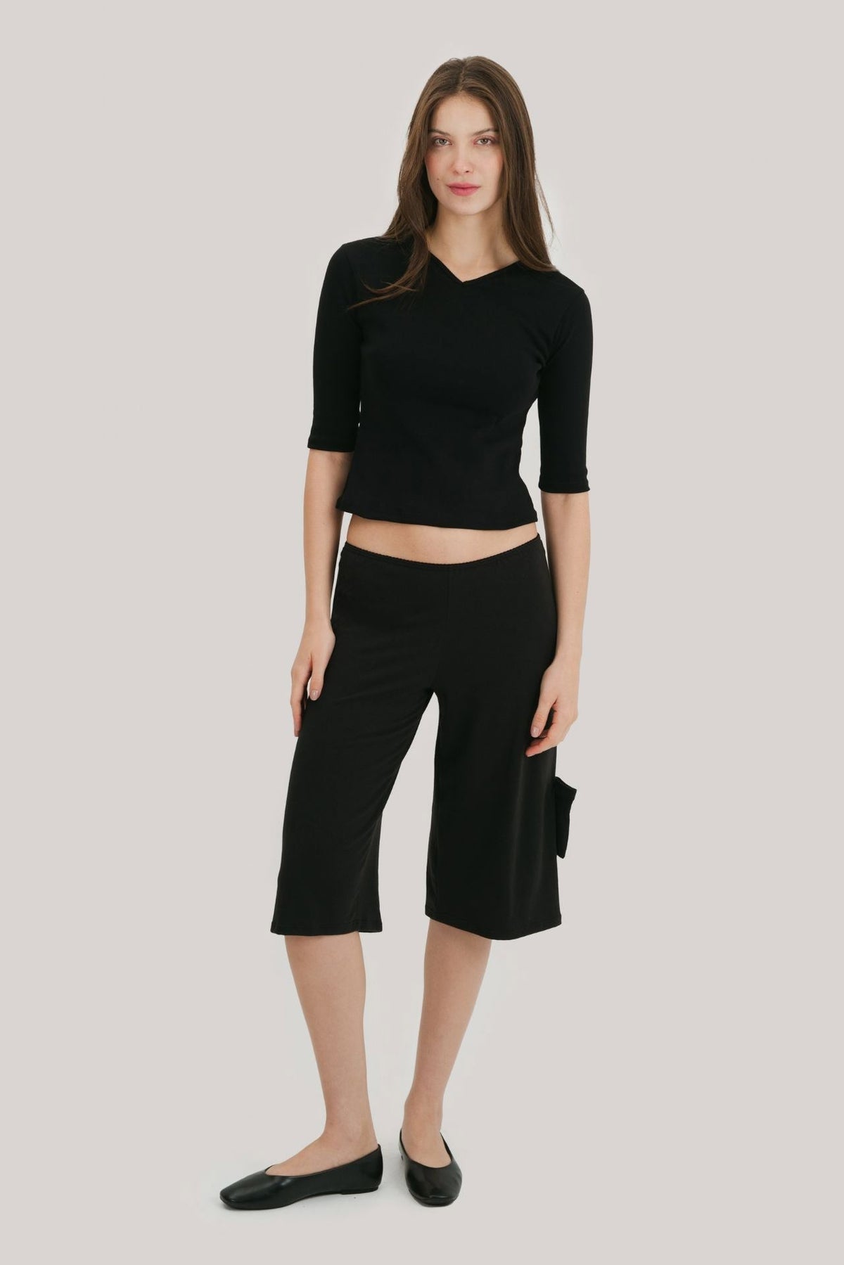 Simone Detachable Pocket Capri Pants