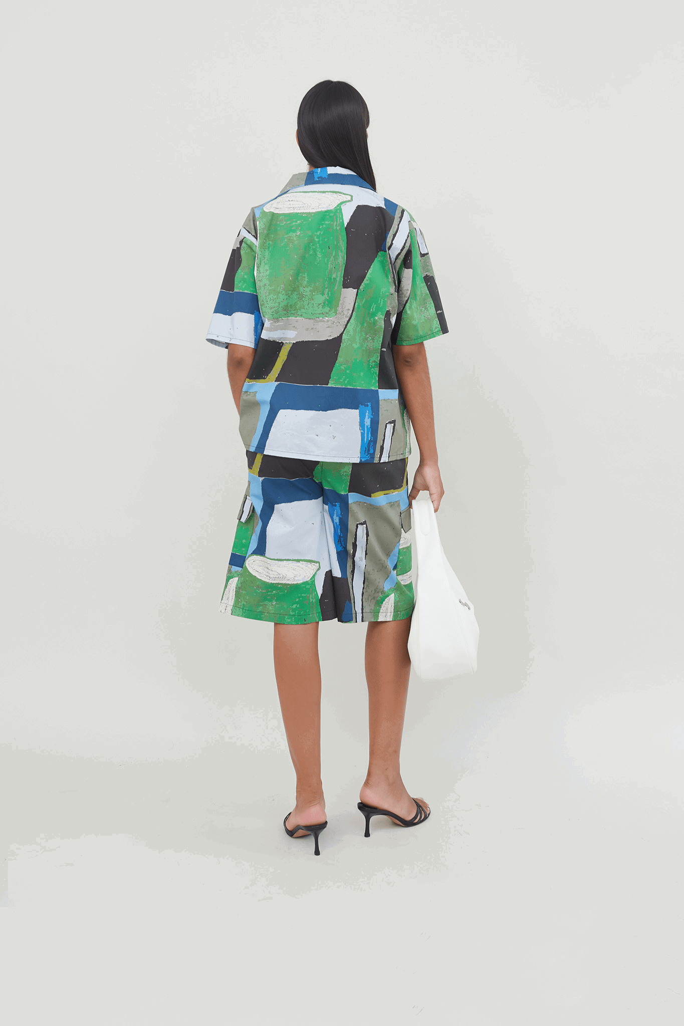 RILEY UNISEX SHORTS