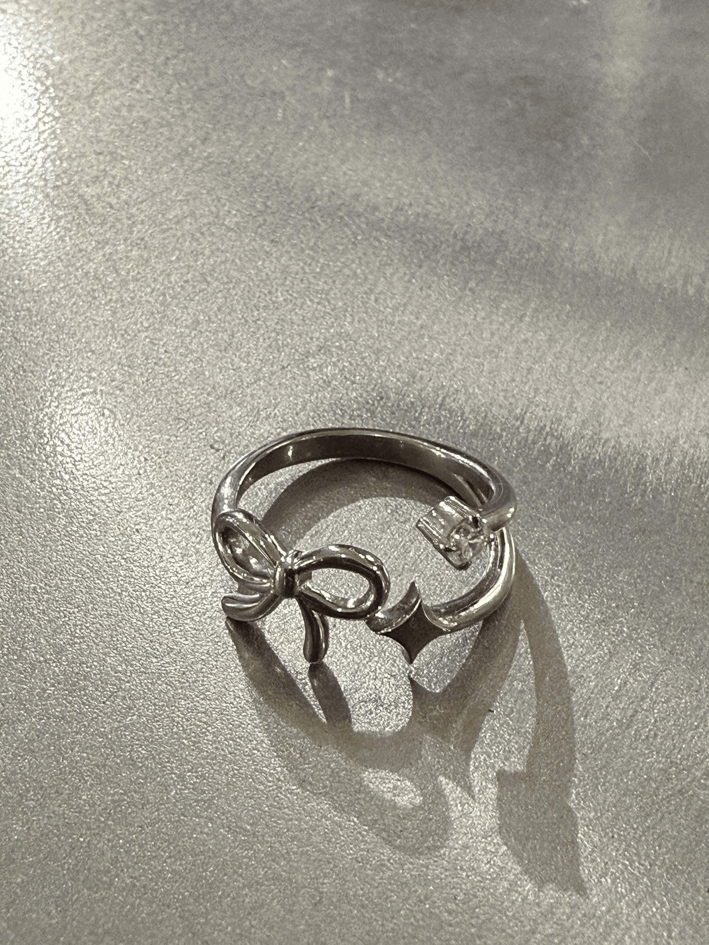 BOW STAR RING