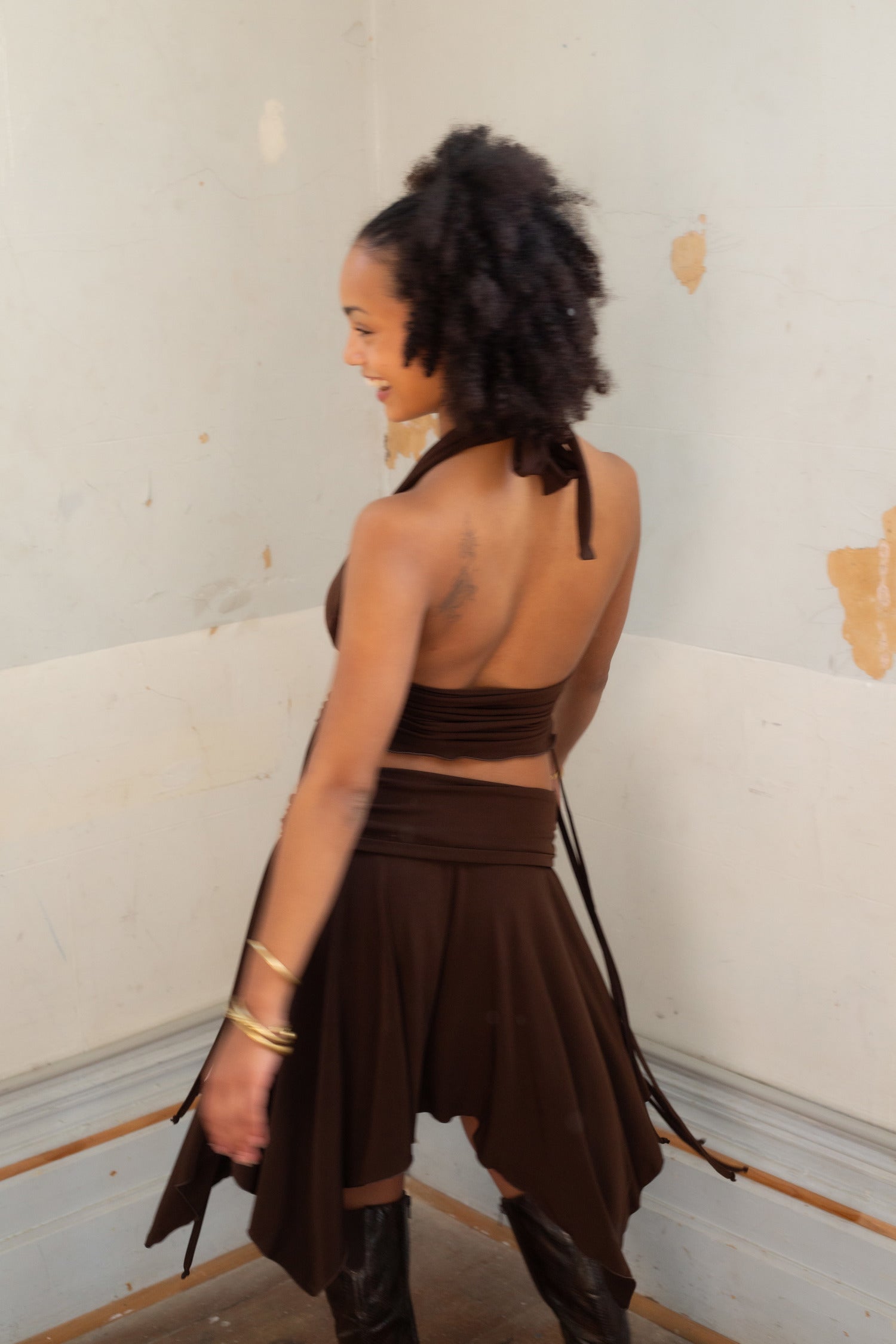 BROWN MULTIWAY TOP