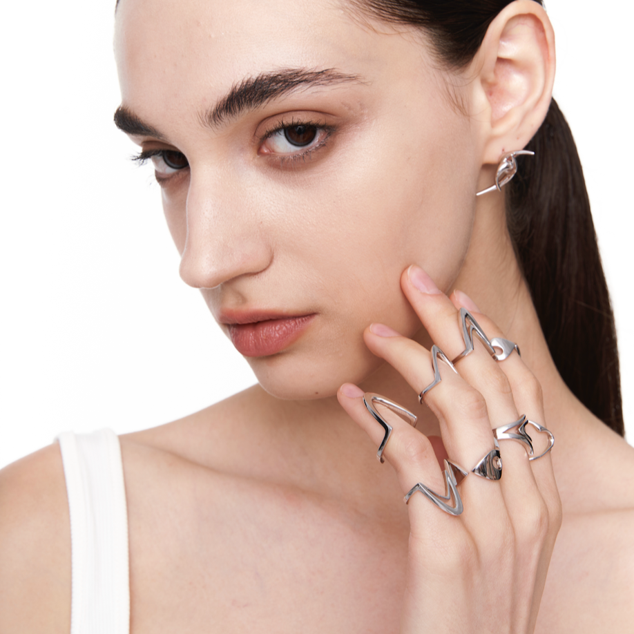 004|Sharp Curve Ring