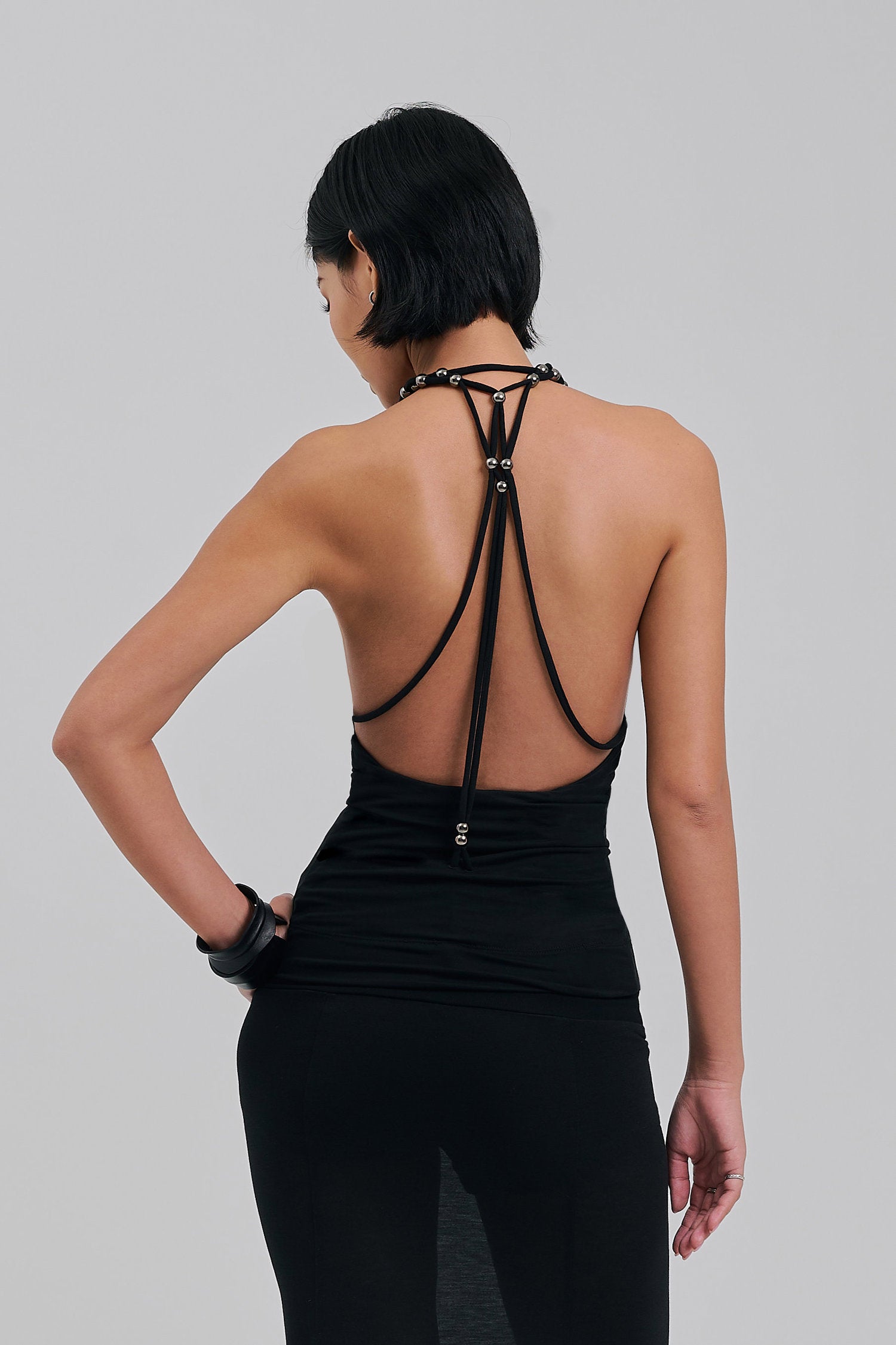 AMULET TOP BLACK