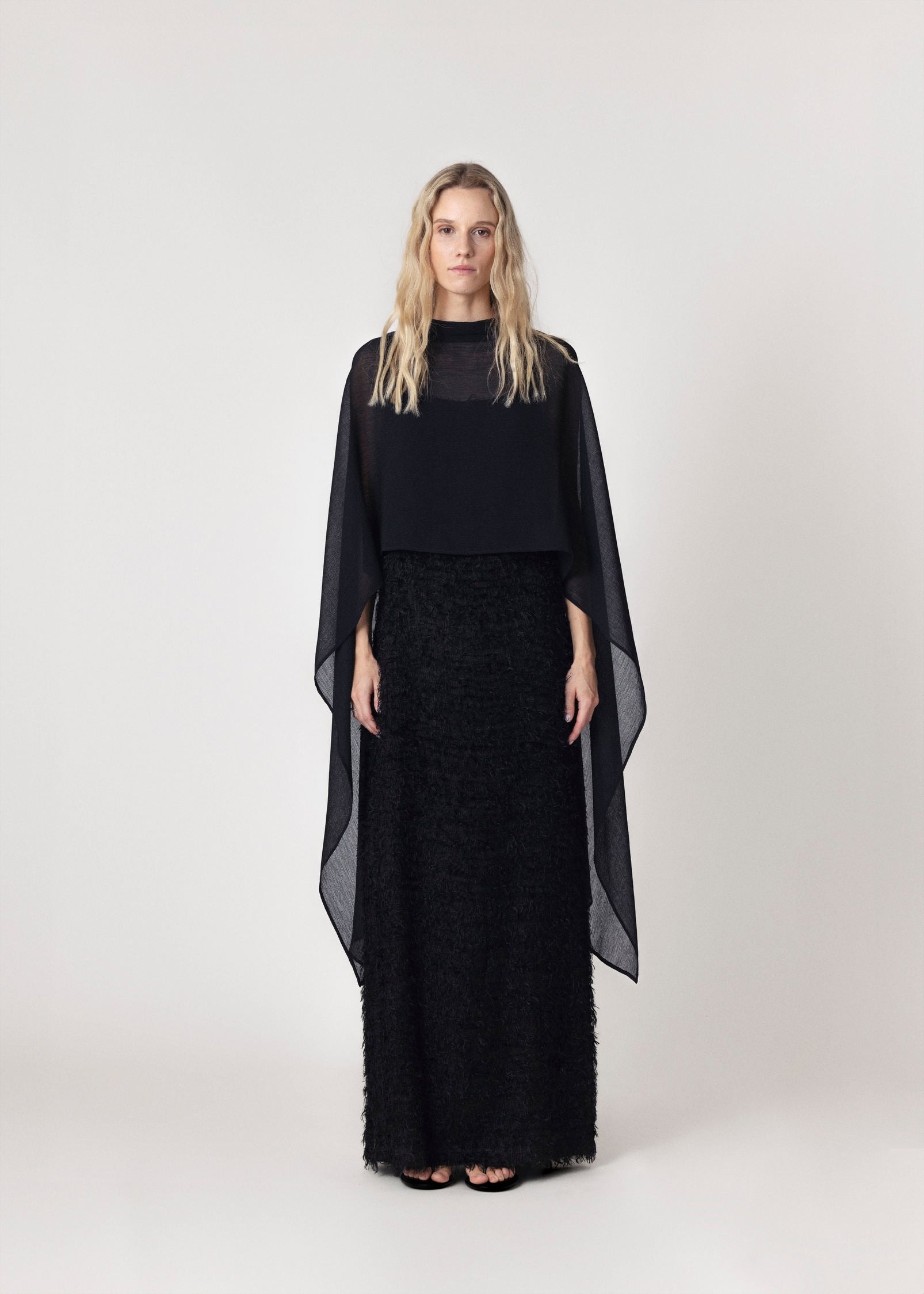 The Memory Cape in Black