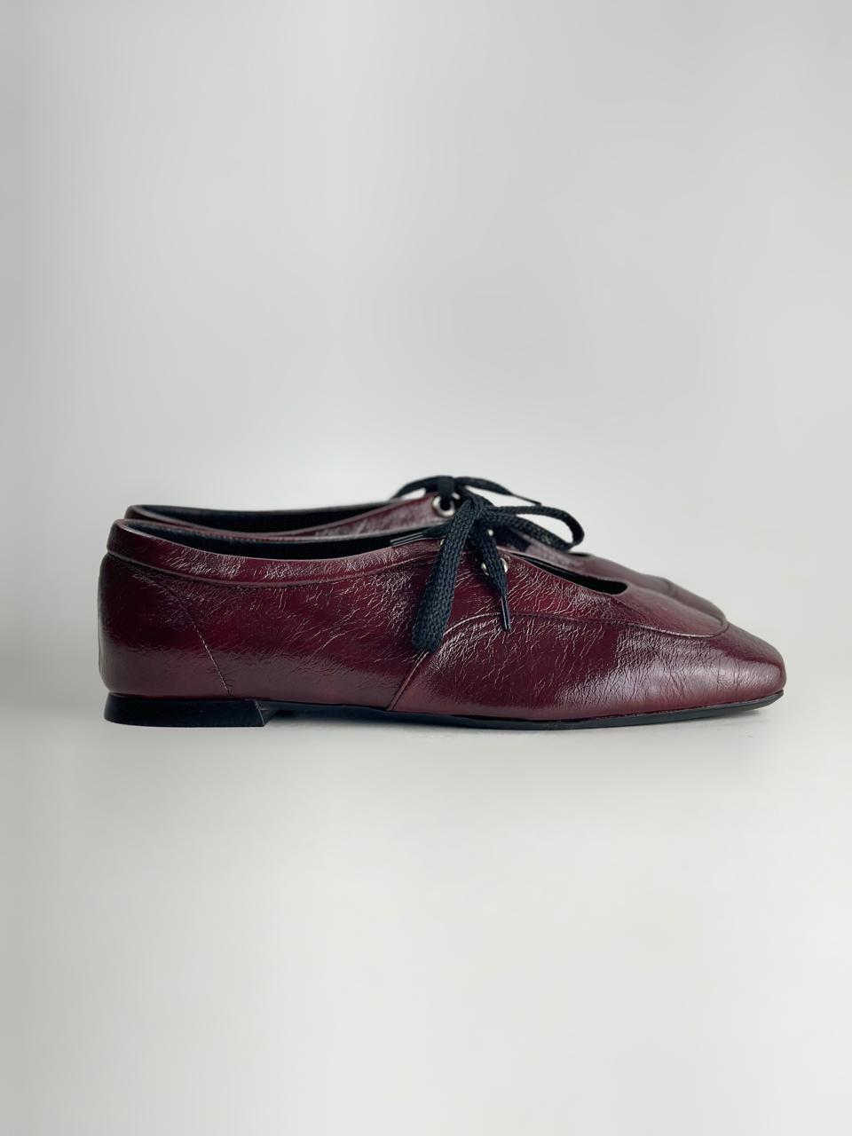 CR2 Red