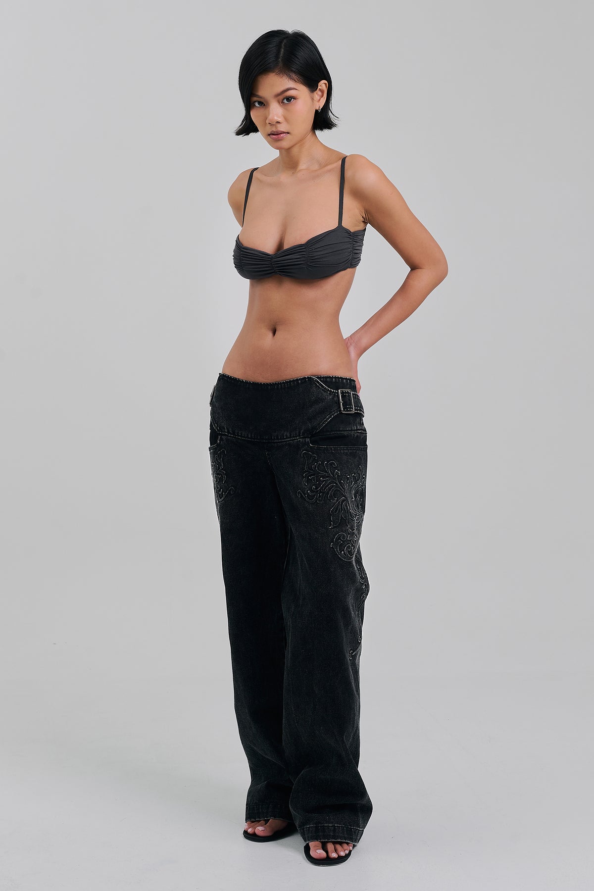 MERANTI PANTS BLACK