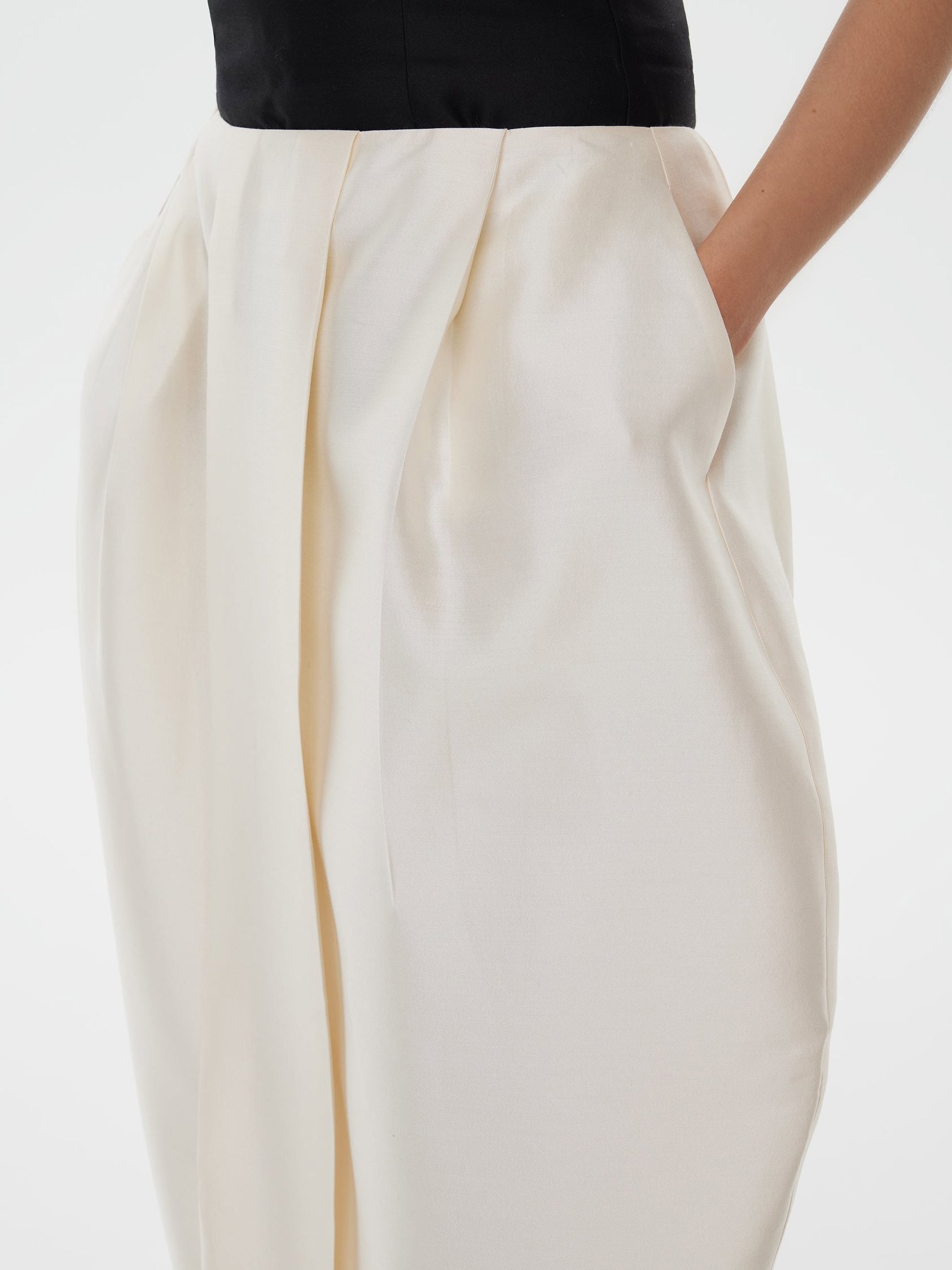 Tulip Skirt in Starlight White