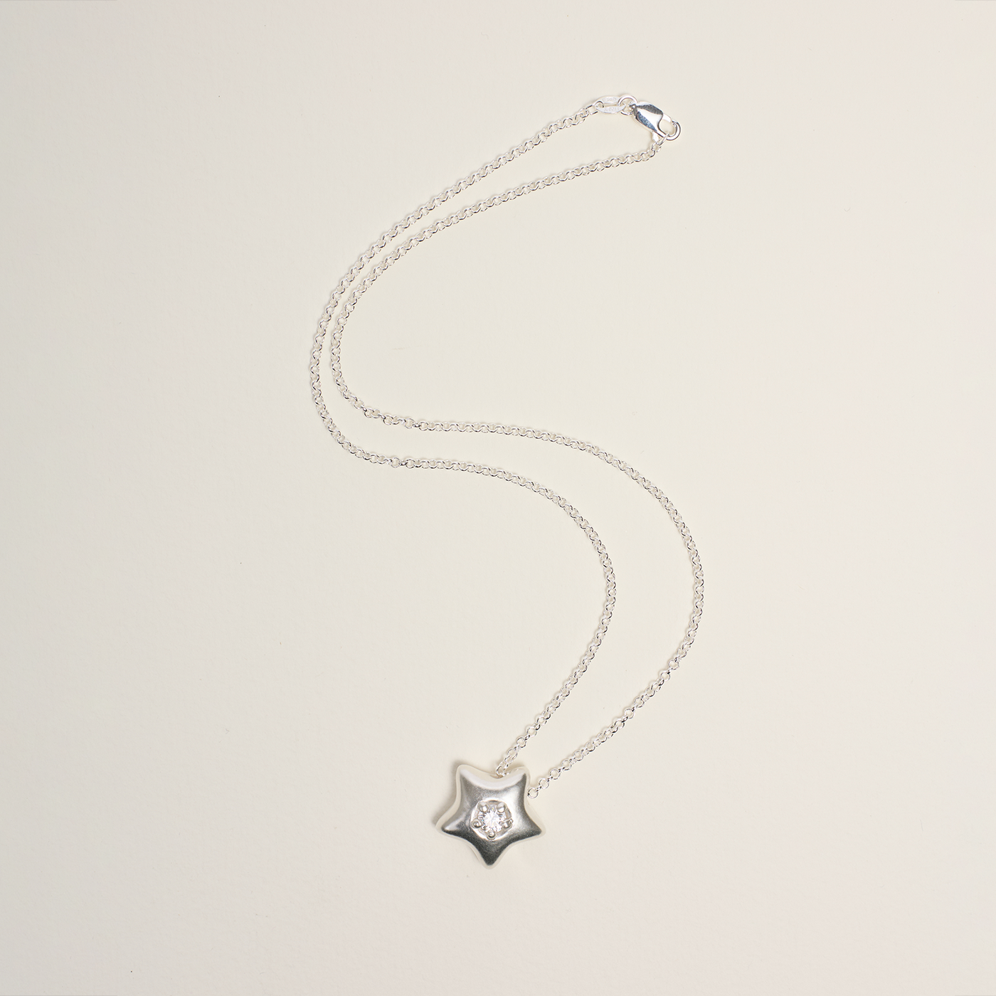 Star Pendant Chain Necklace