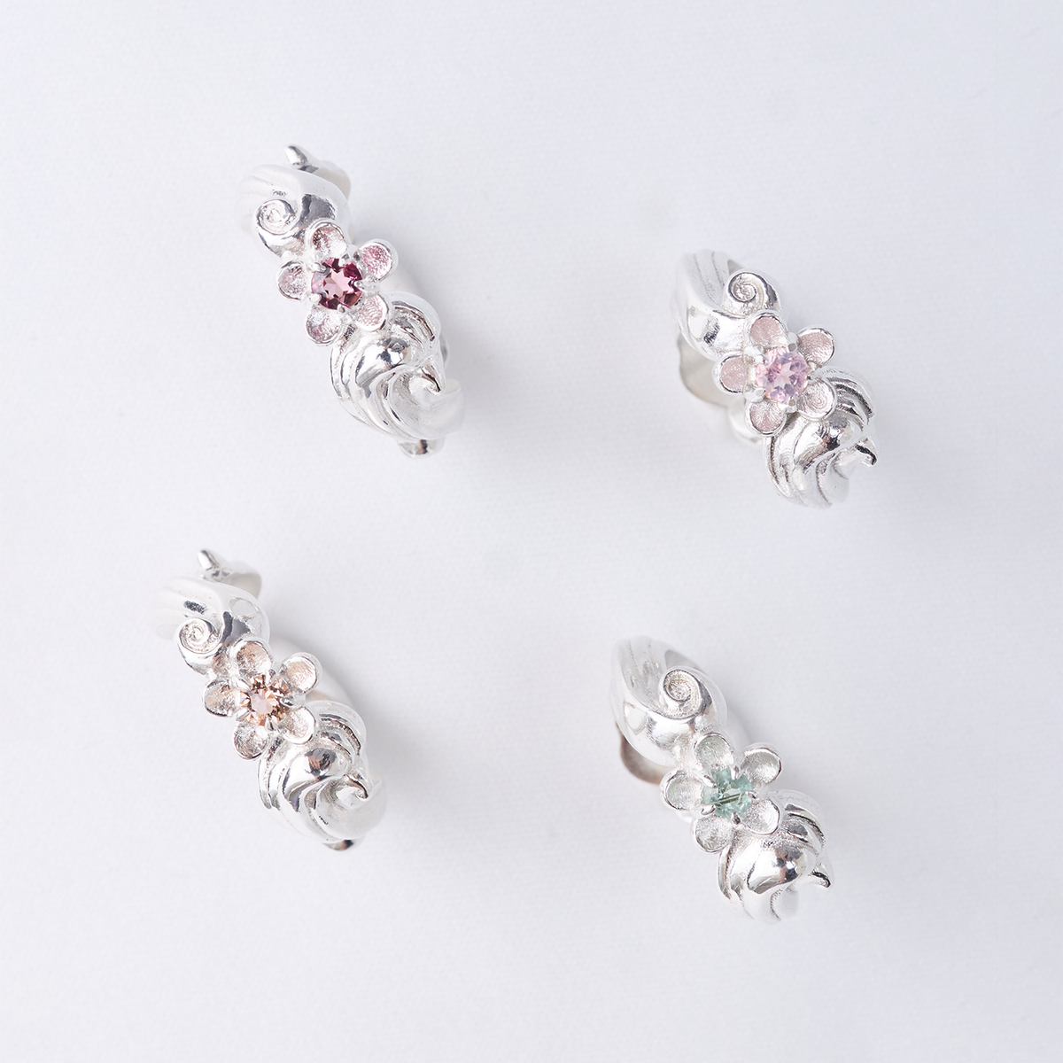 Un Poco Rococo Ring