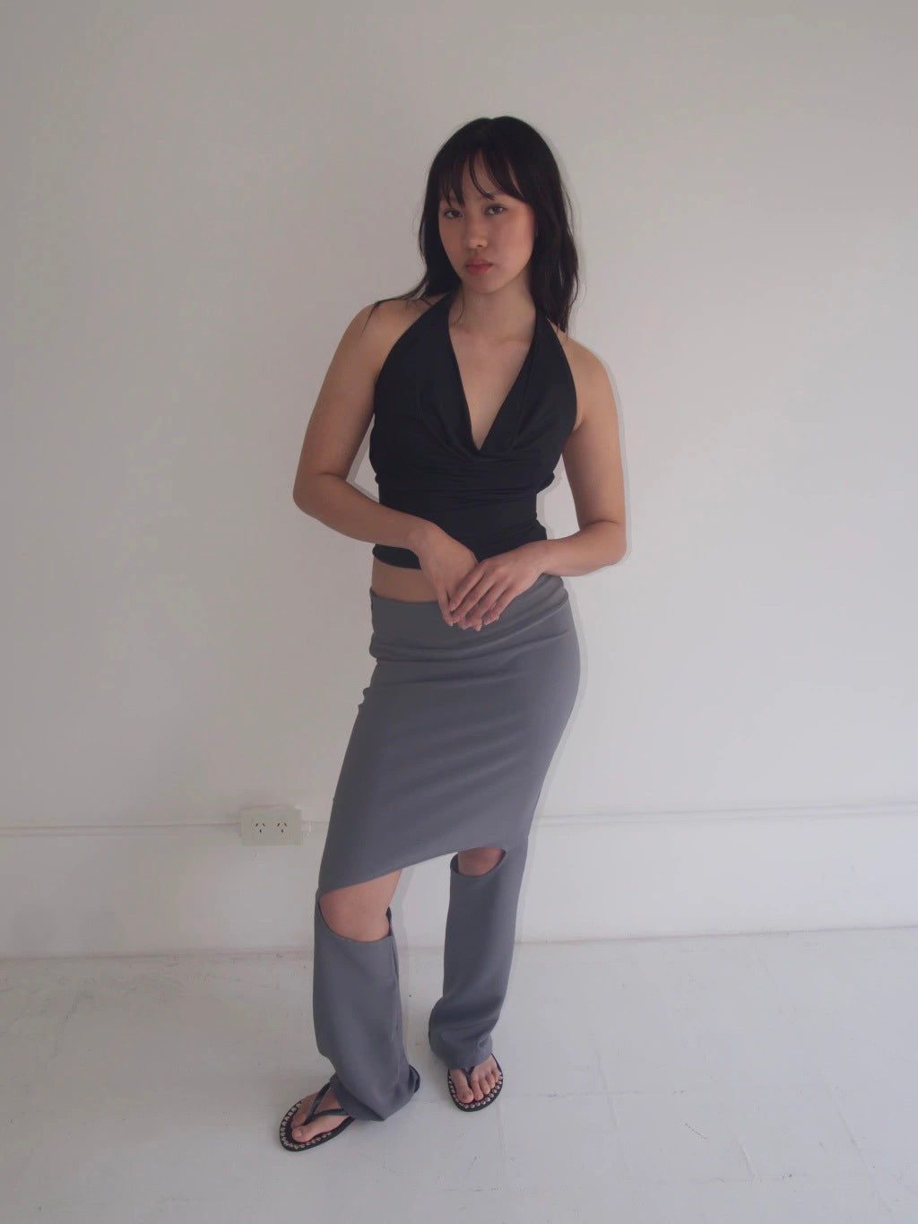 MULTIPLE USES TOP WITH LEATHER BELT