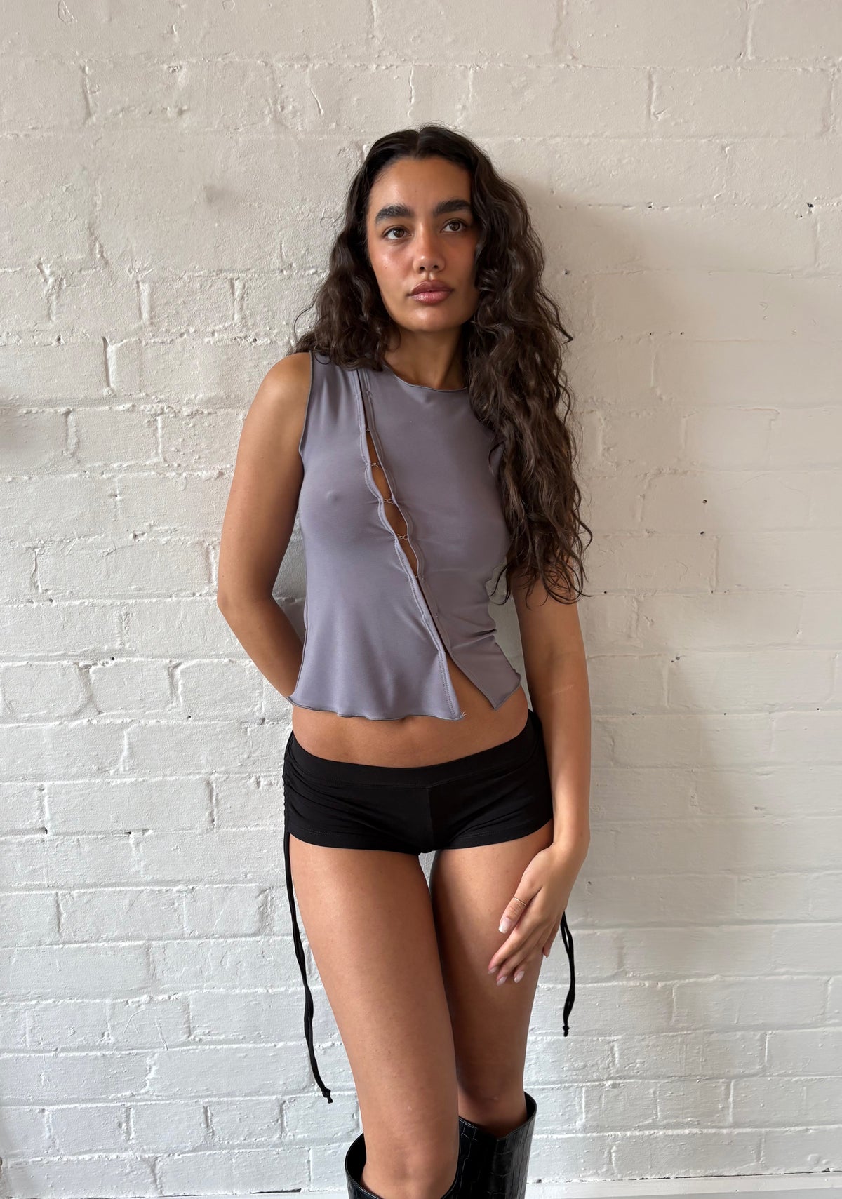 SILVER HOOK AND EYE TANK