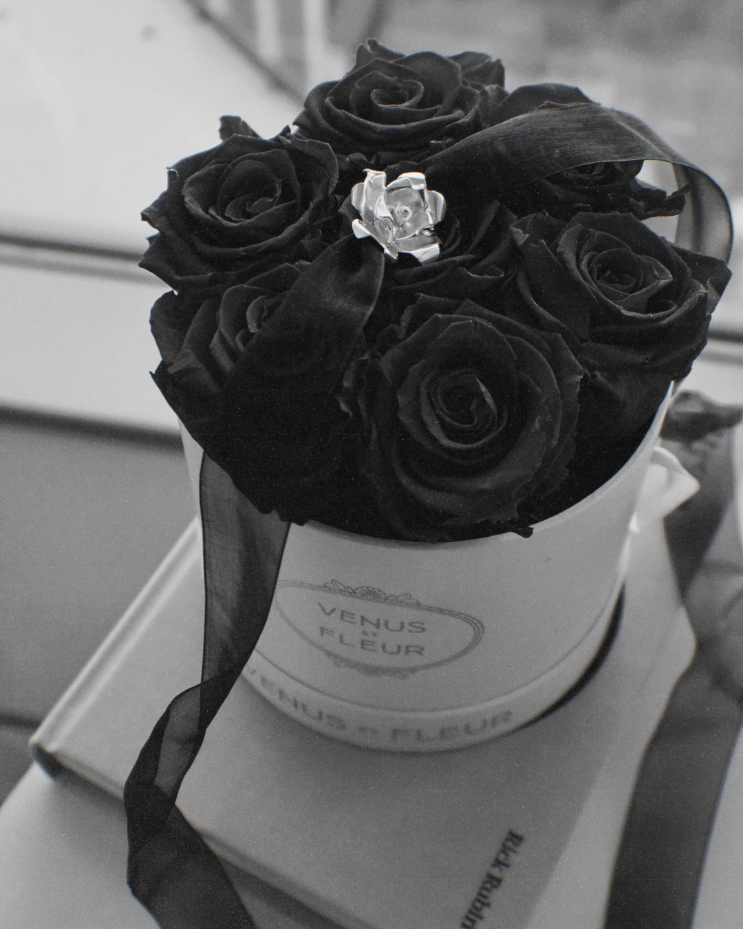 The Rose Choker - Veroni Swim × Eni Jewelry