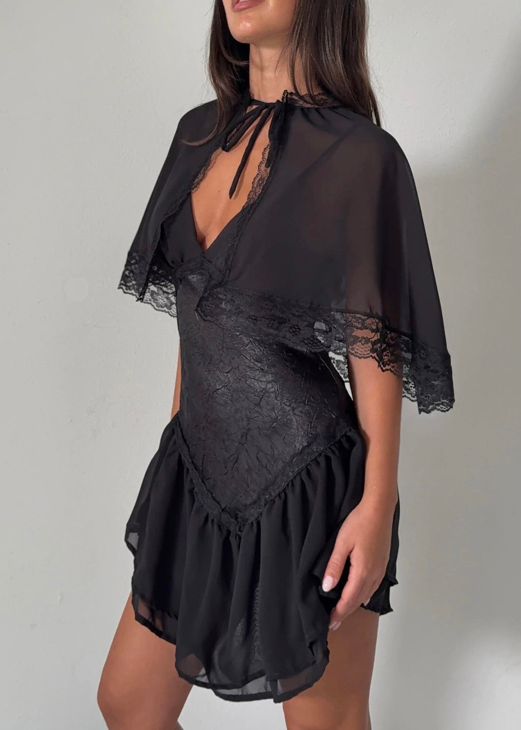 LA NUIT cape