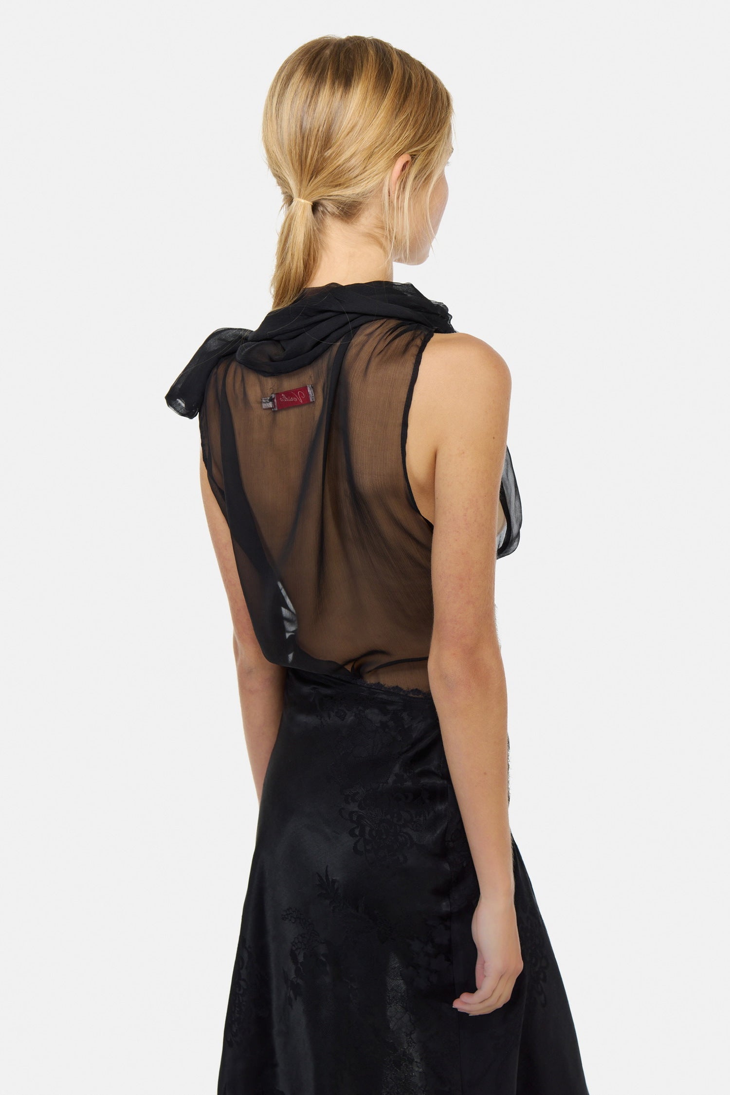 Nara top