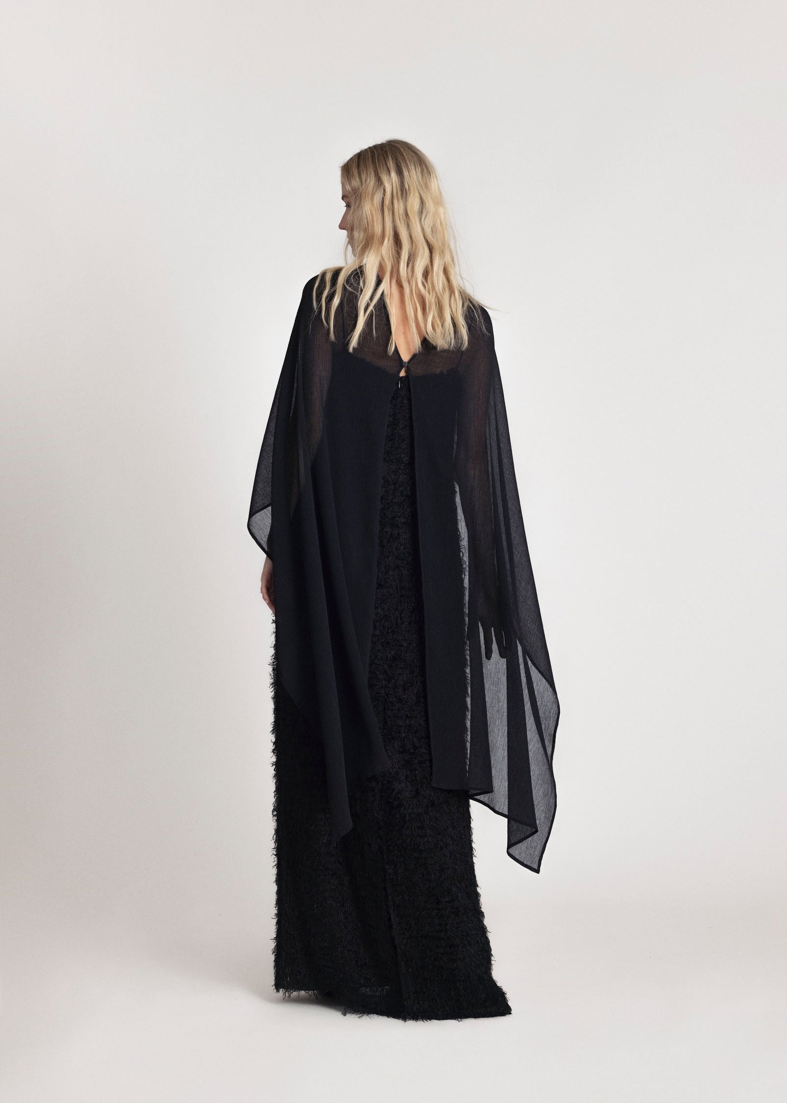 The Memory Cape in Black