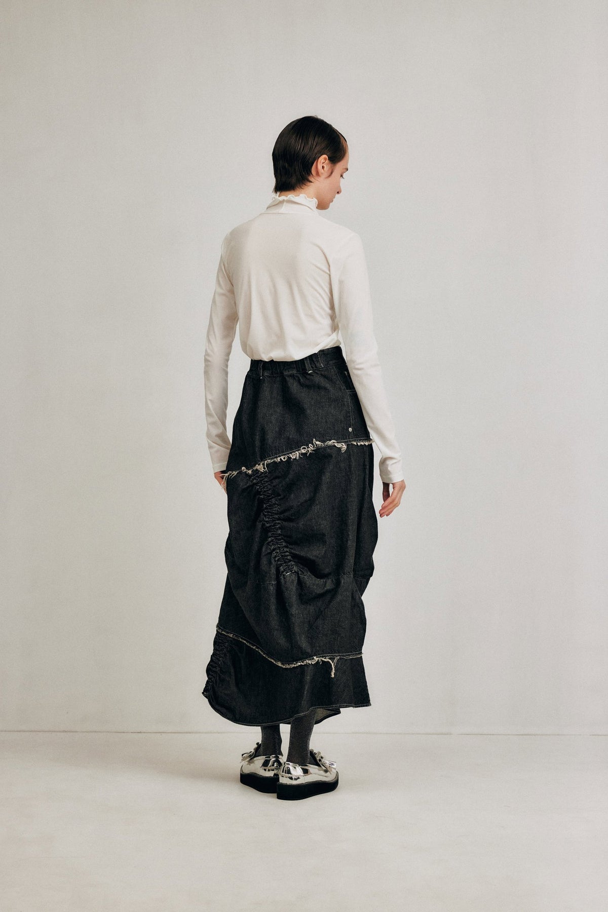 bound skirt