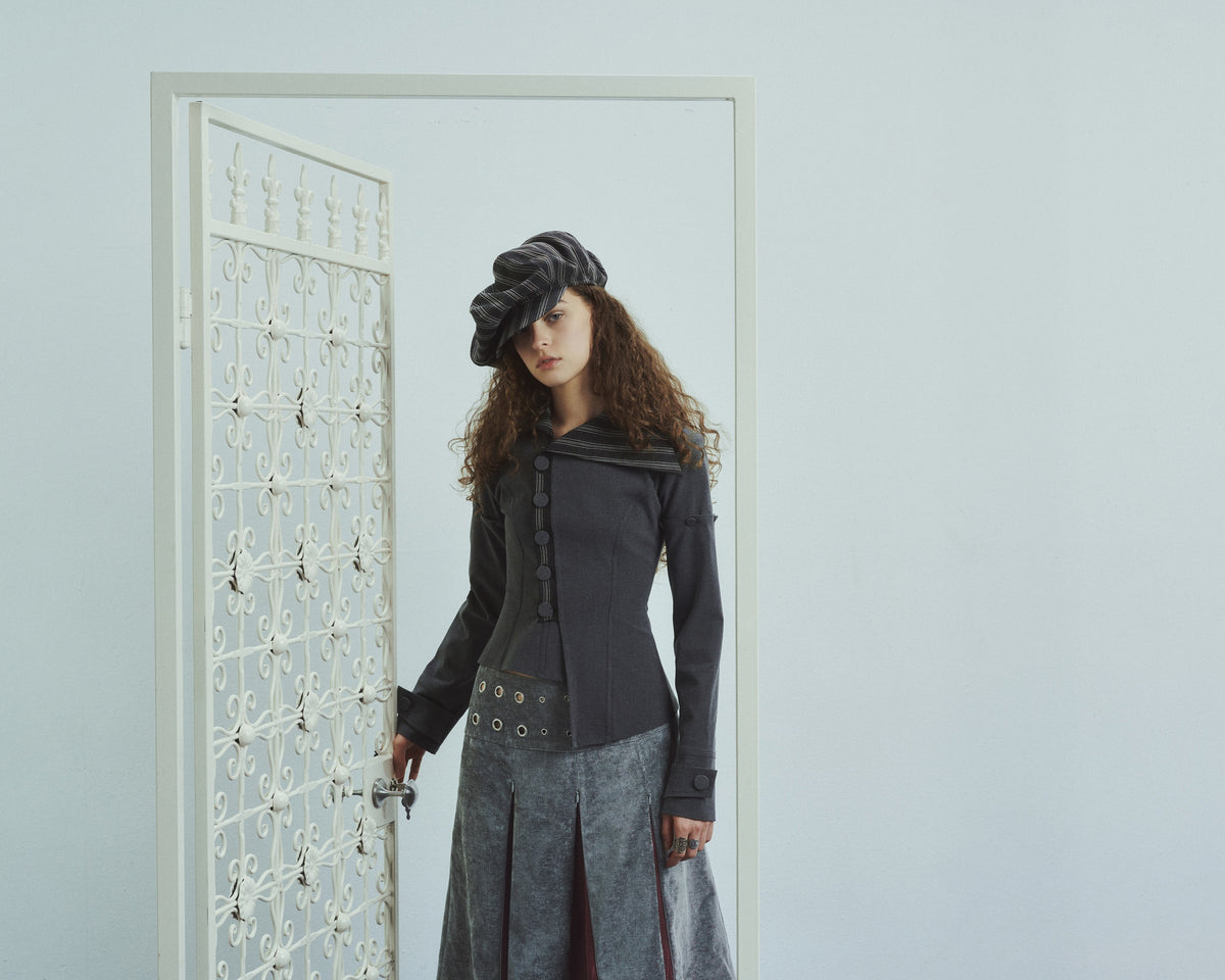 CONTOUR JACKET