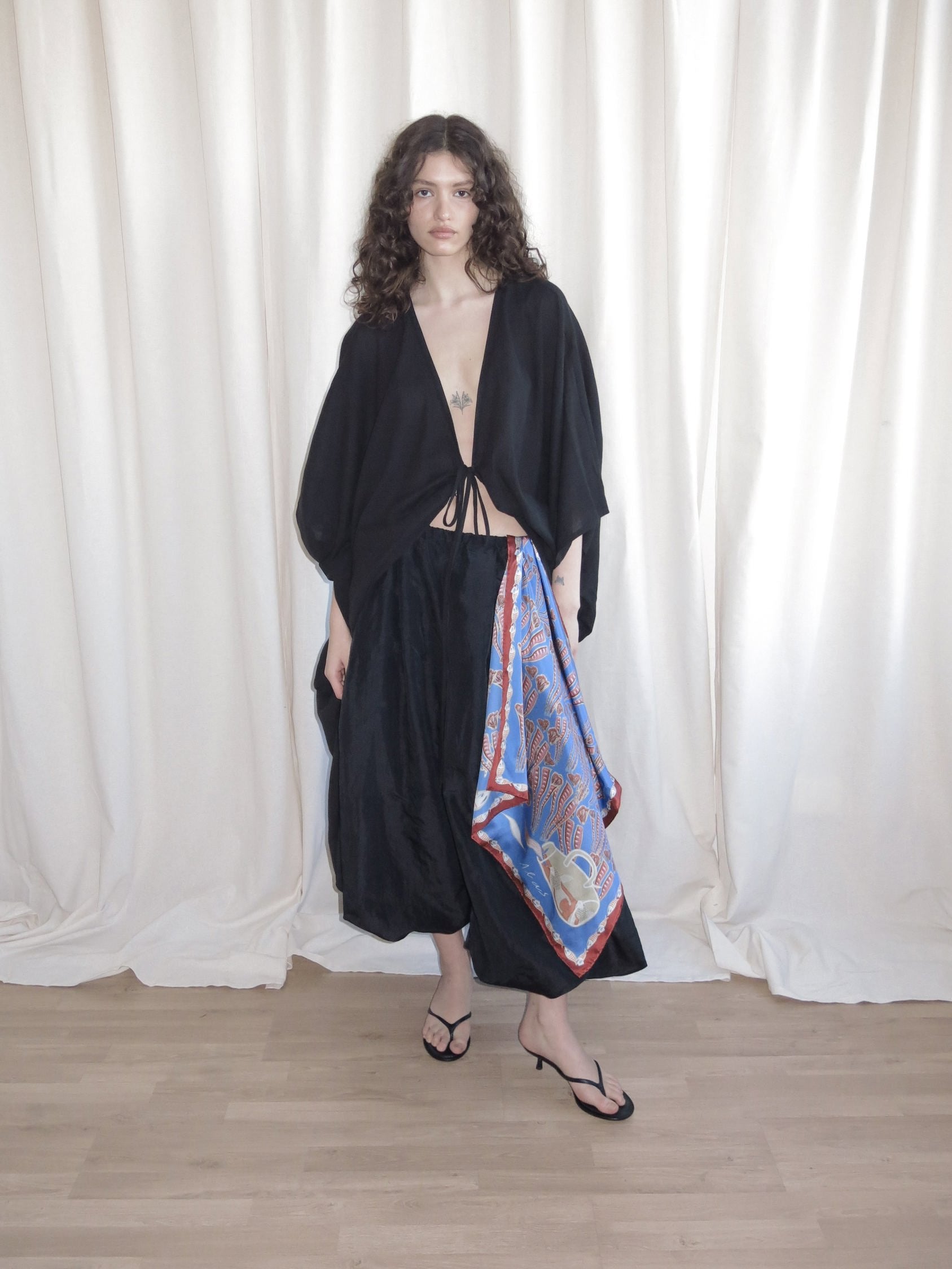 Silk Square Shawl 'The Reef'