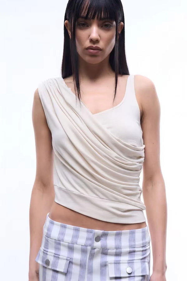 Sleeveless & Tanks