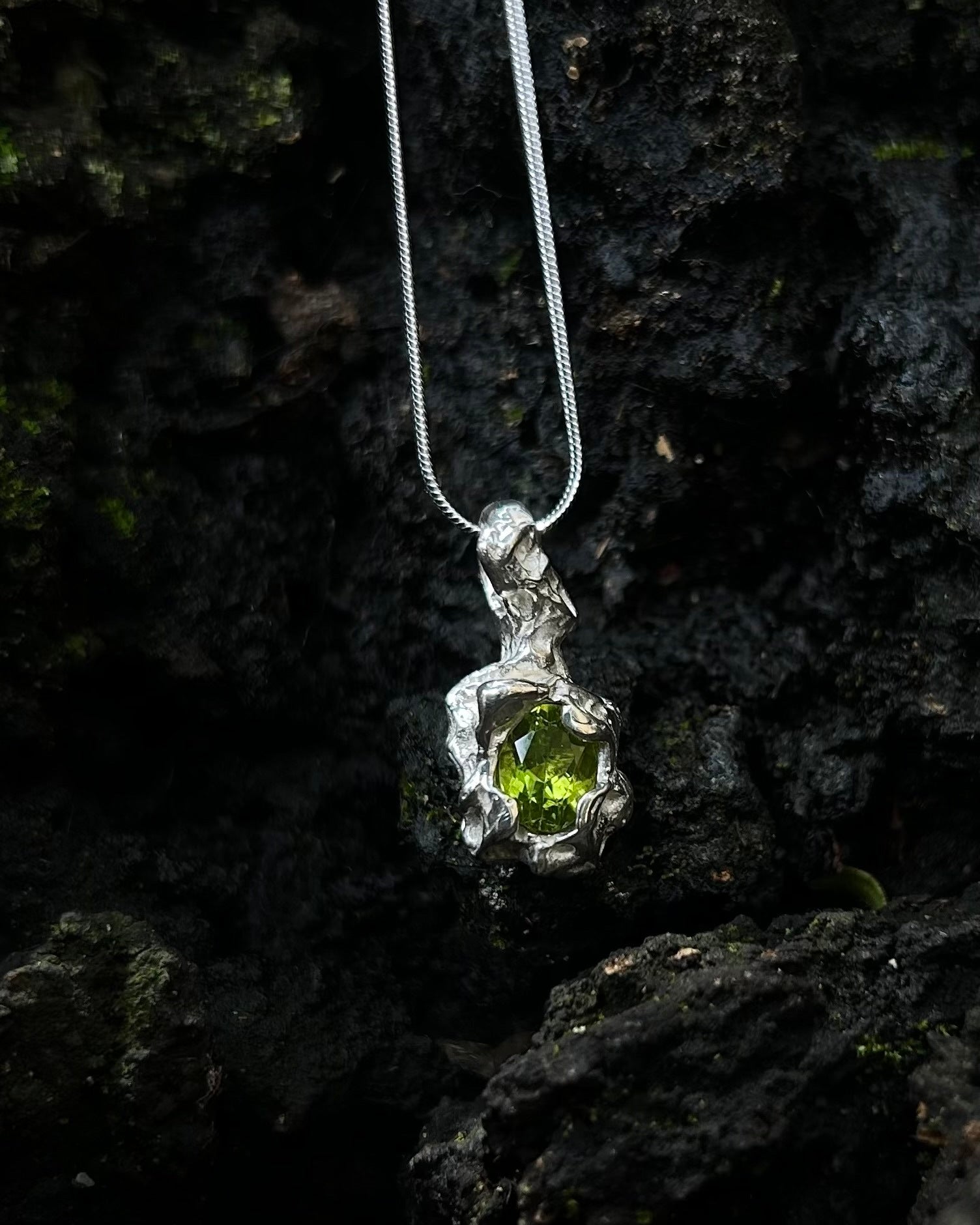 Piedra Necklace (Lime)