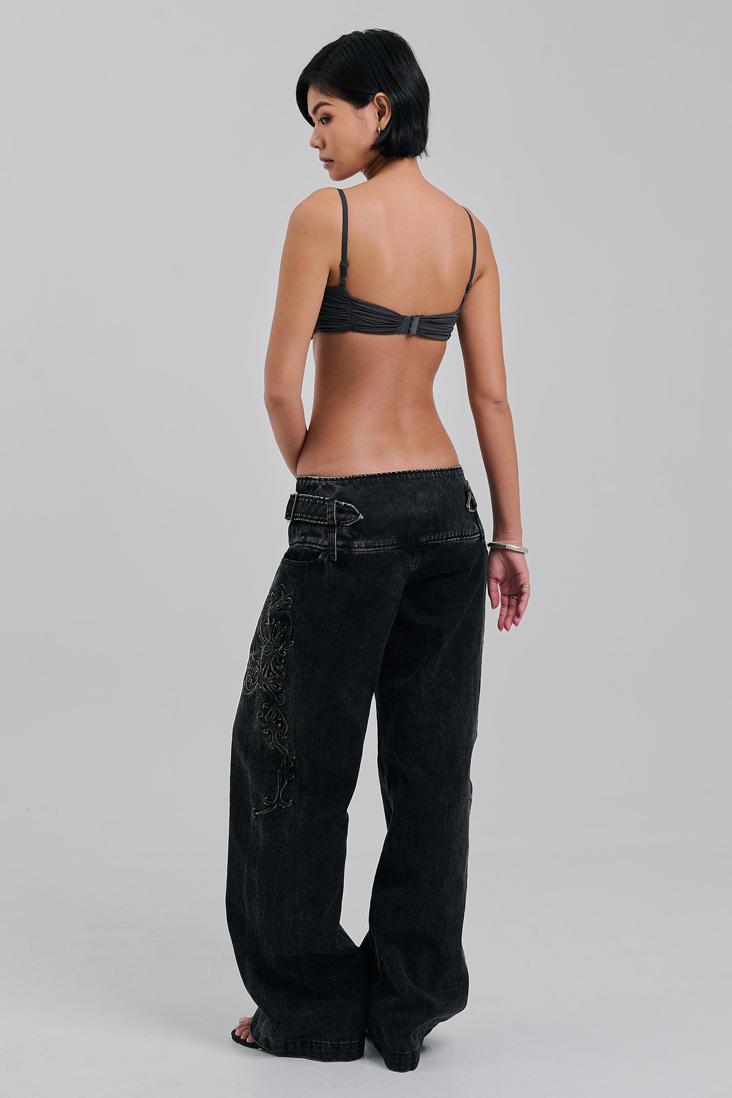 MERANTI PANTS BLACK