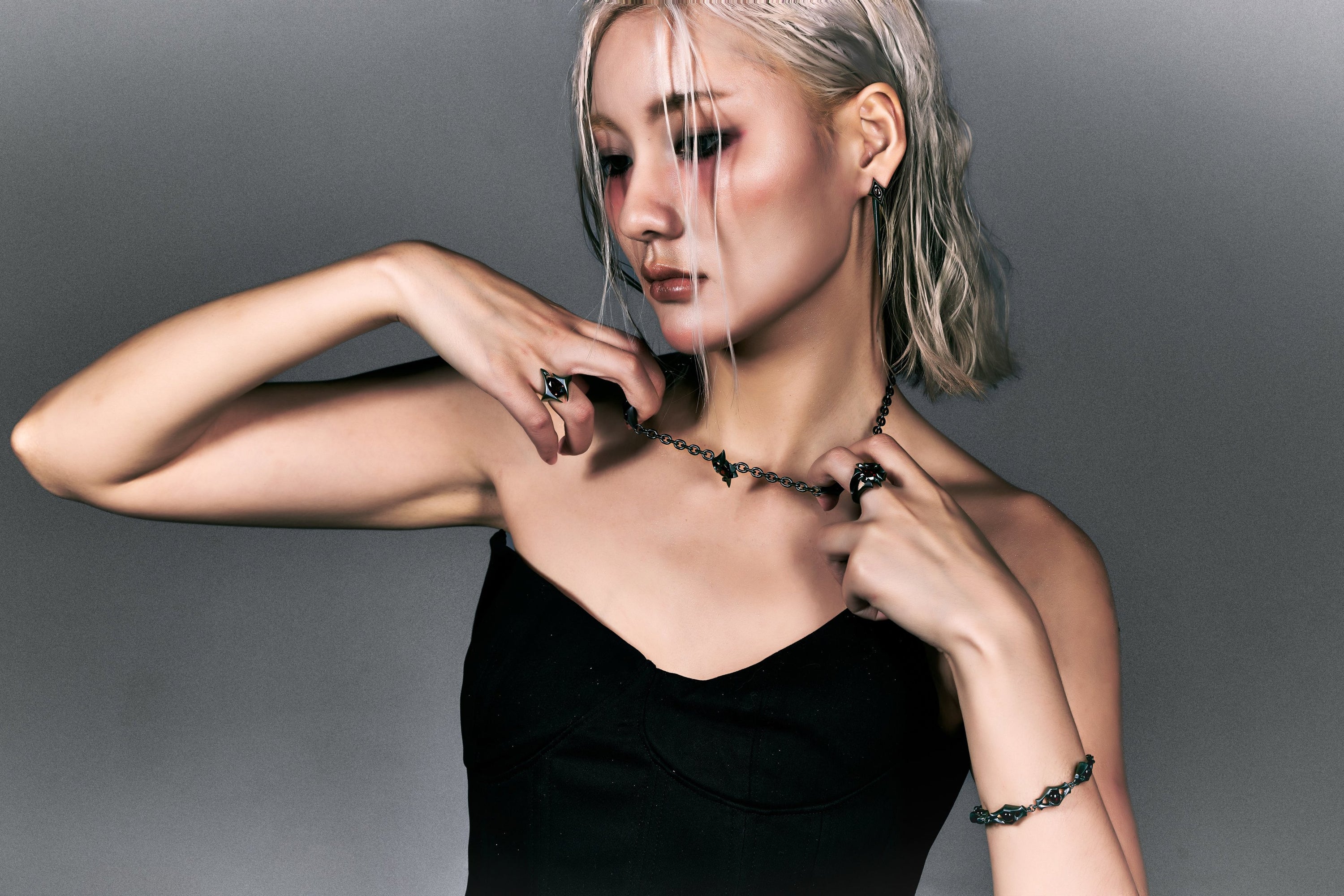 Inferno Necklace | Matte Black& Garnet