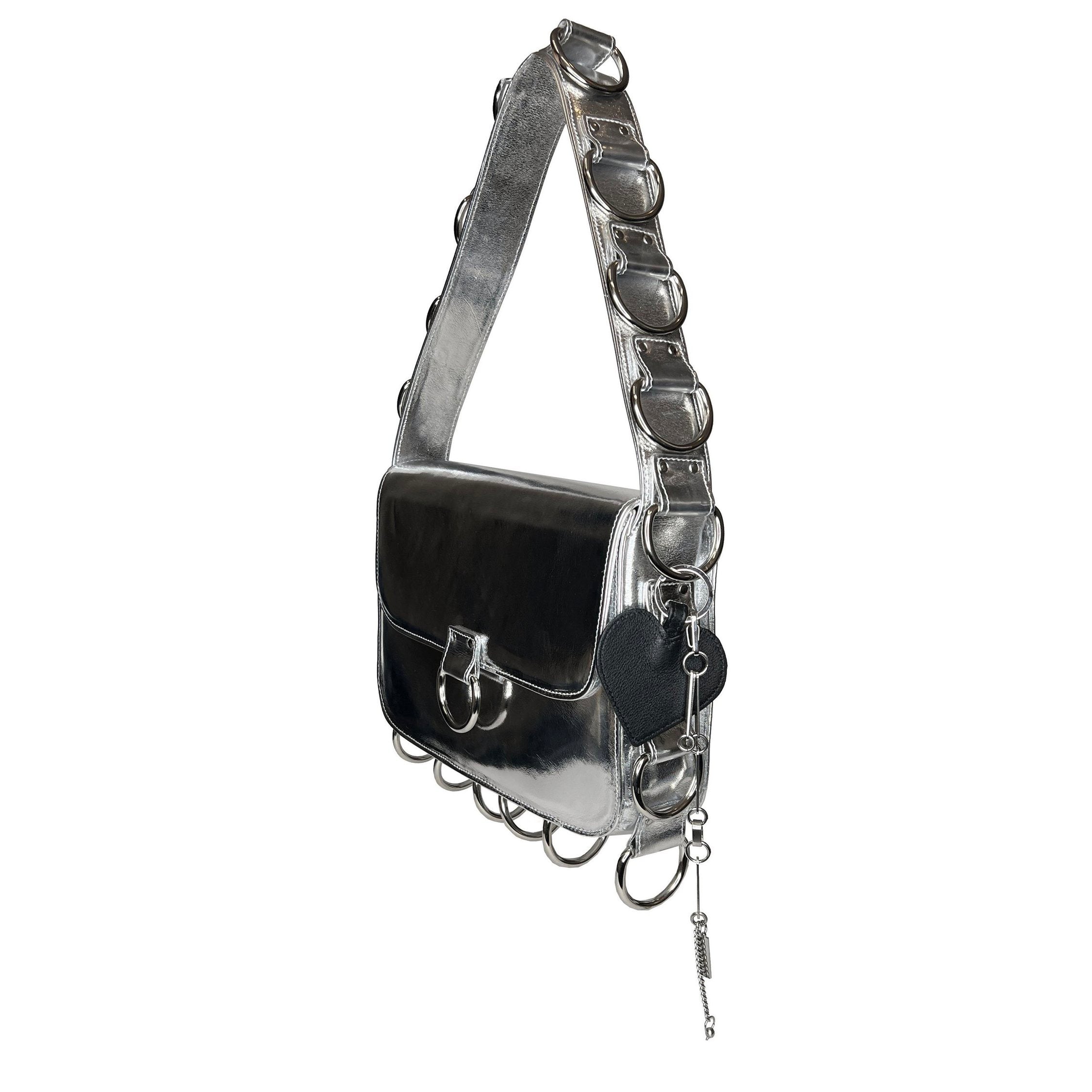 THE LEATHER D-RING BAG | SILVER