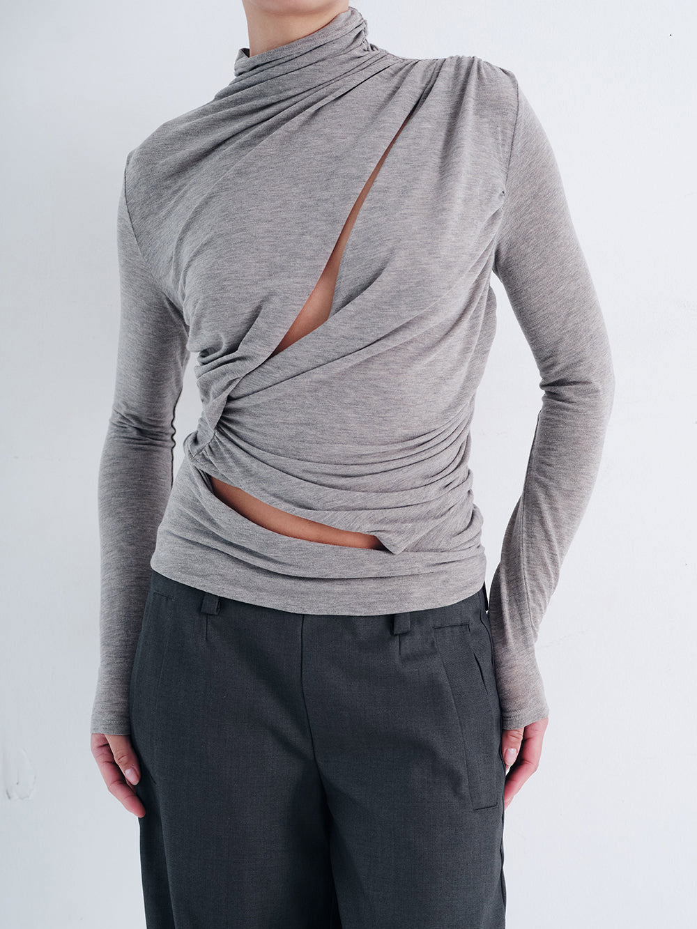 MOONLIGHT TOP IN GREY