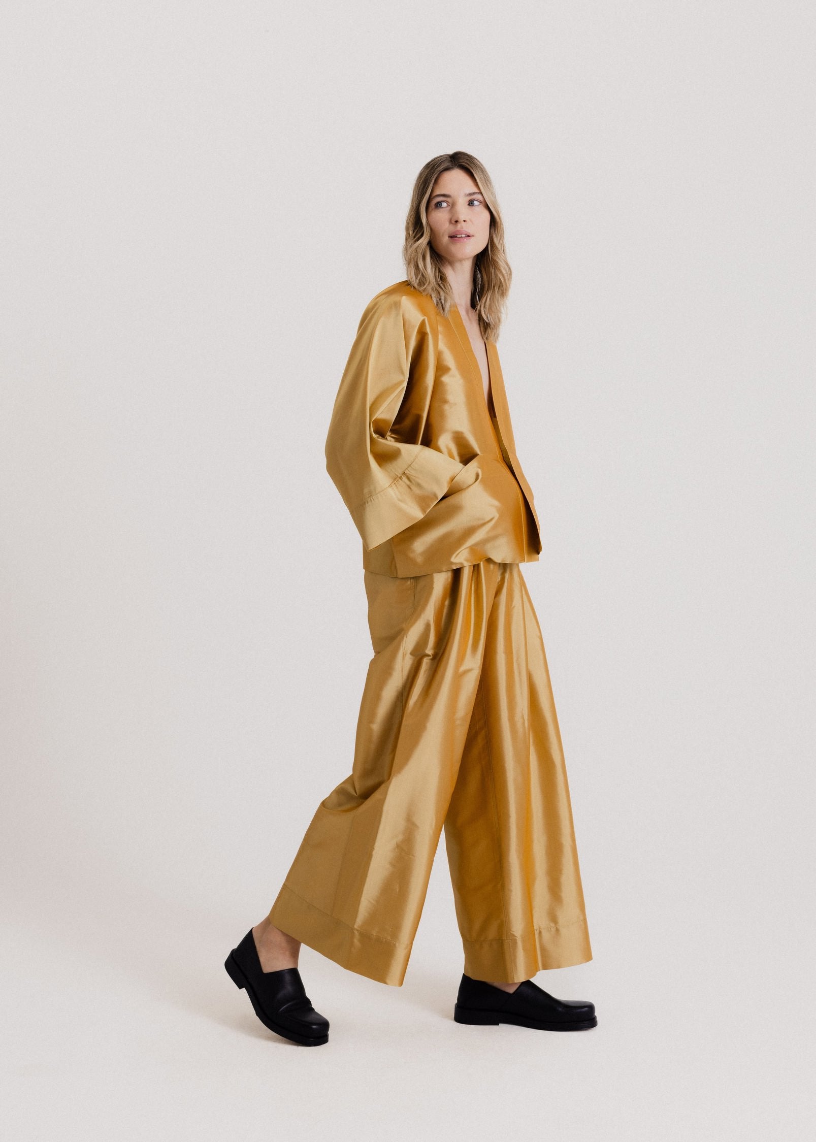 Taffeta Kimono Jacket in Gold