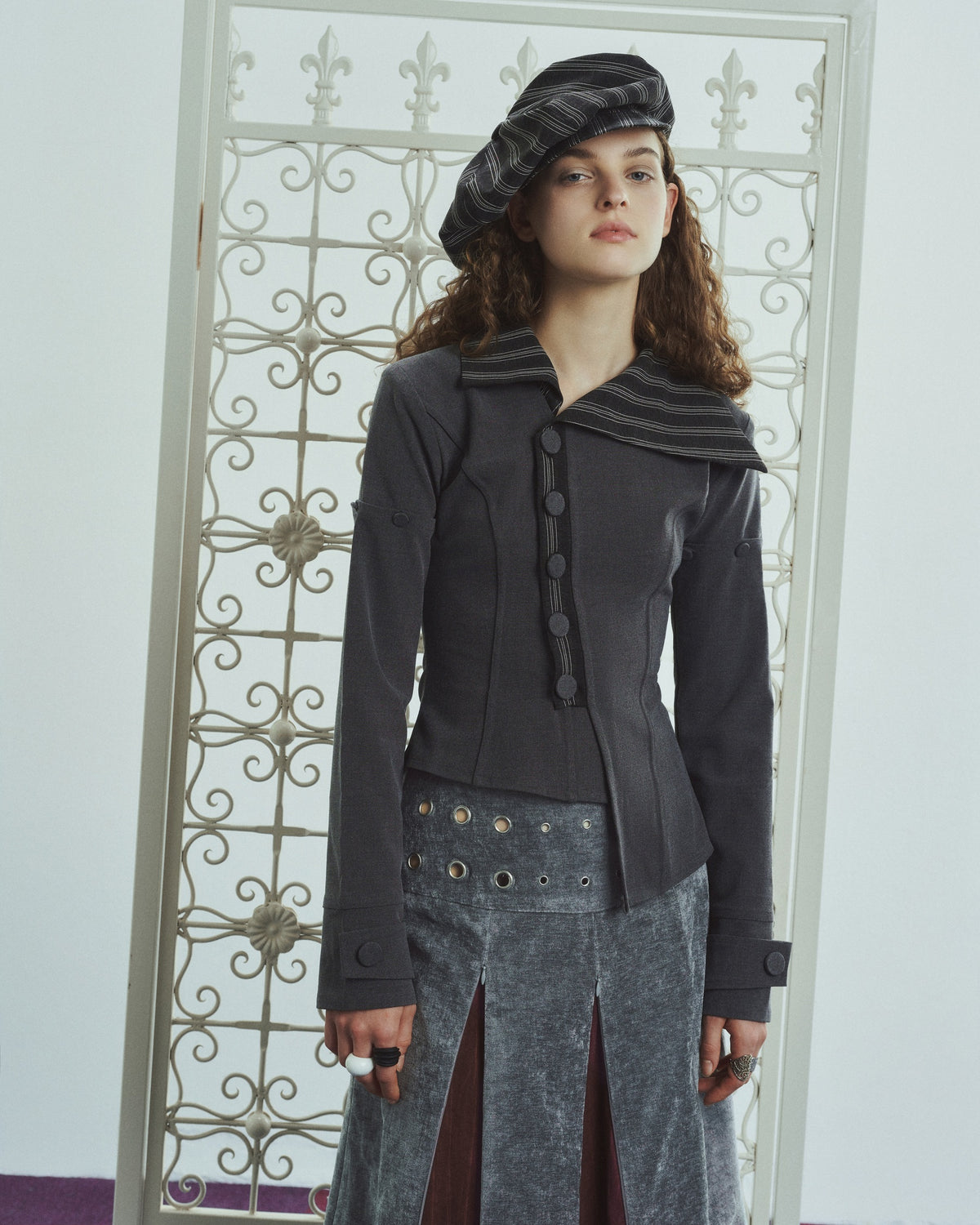 CONTOUR JACKET