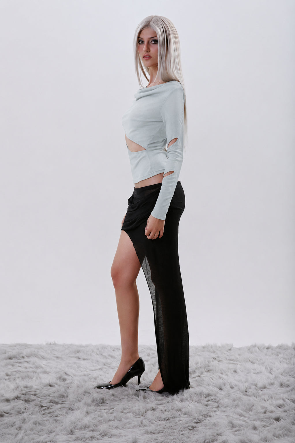Crest Top in Light Blue