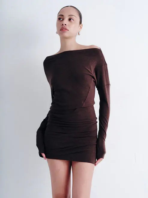 leslie dress in burgundy