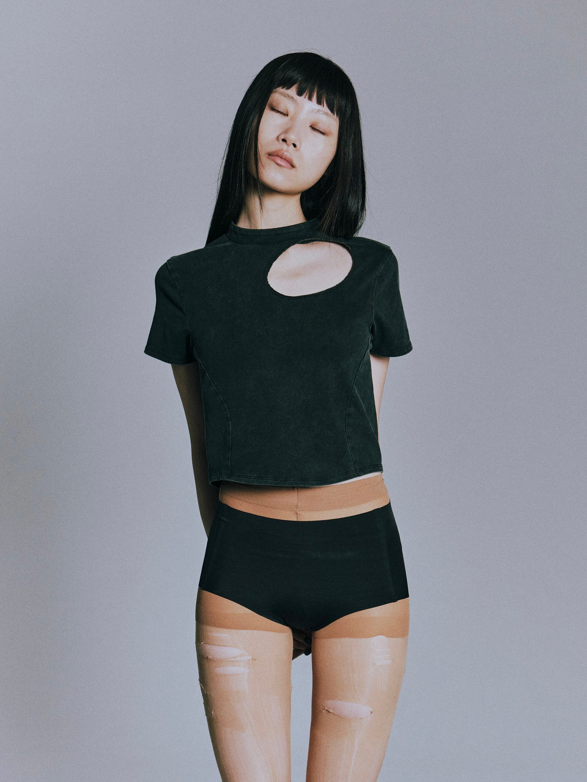 Void cut tops