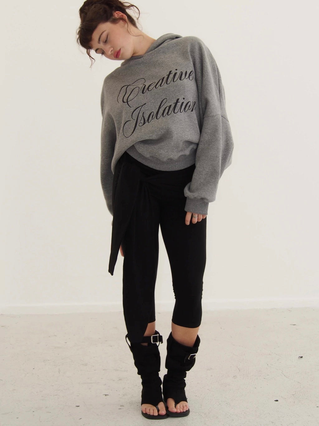 HOODIE "CREATIVE" FITTED - GREY