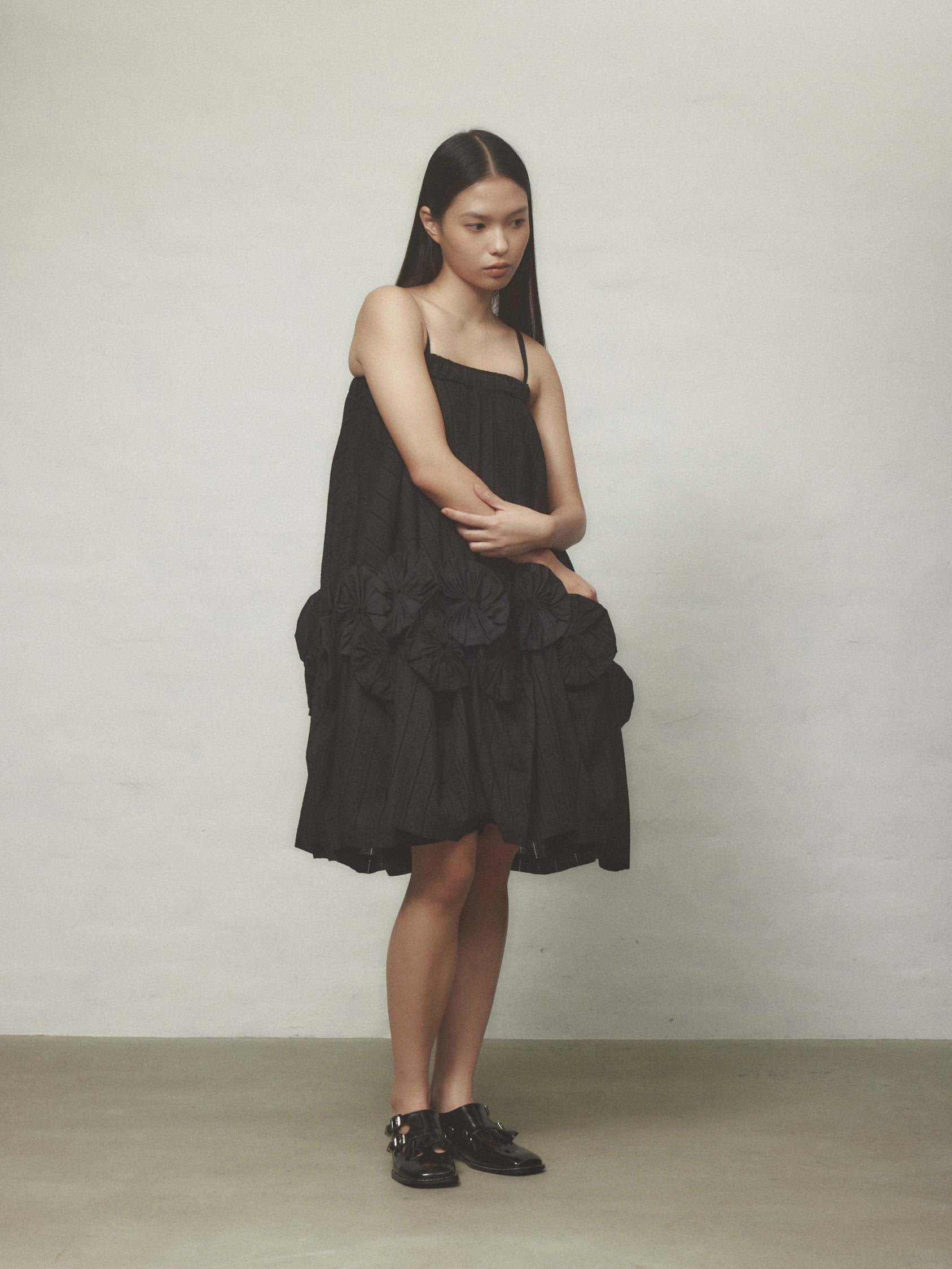 roots skirt
