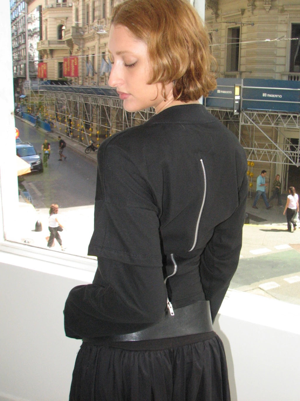 REMERA ZIP ON THE BACK - LONG SLEEVE - BLACK