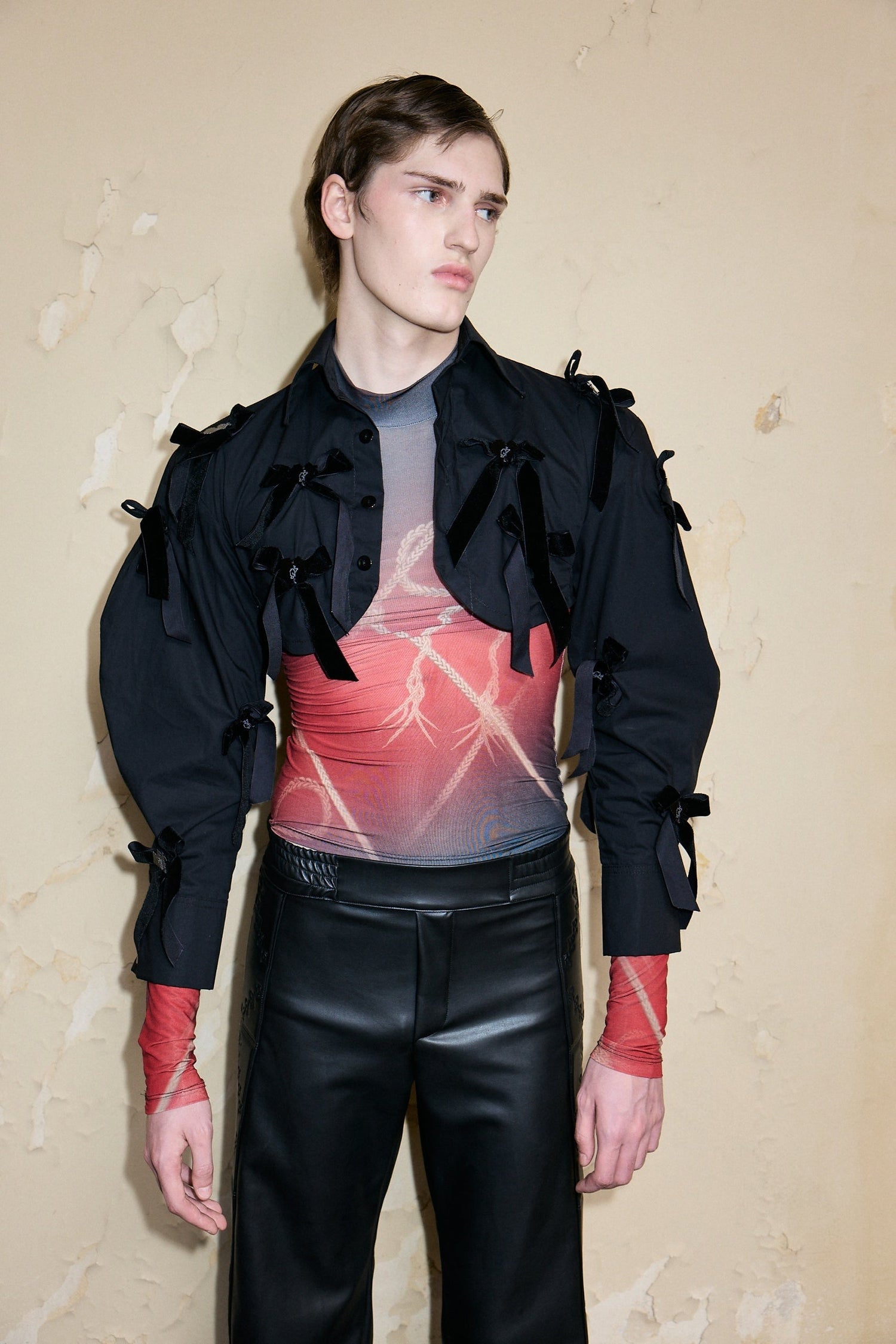 PAEZ PRINT RED&BLACK