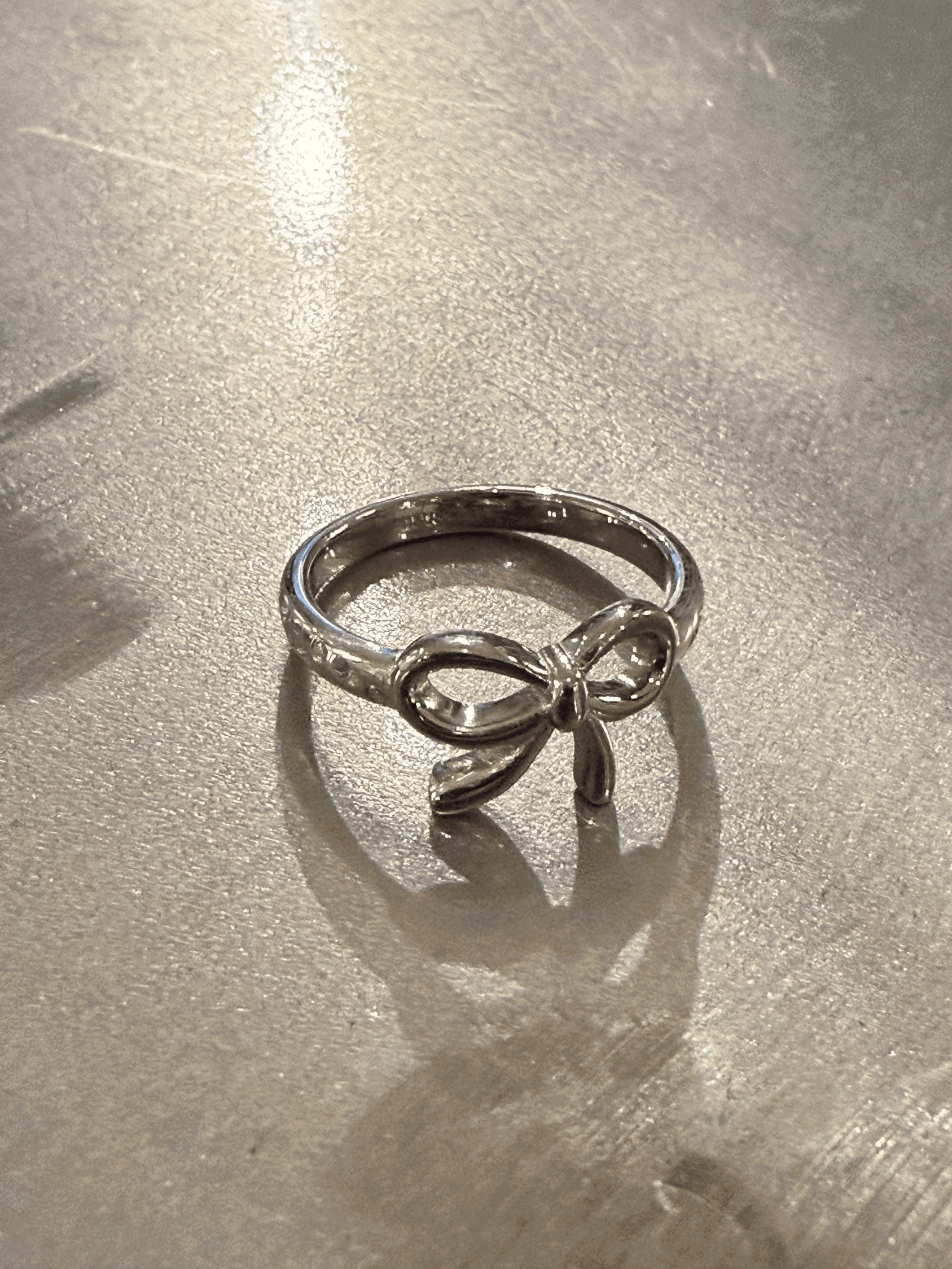 BOW STAR RING