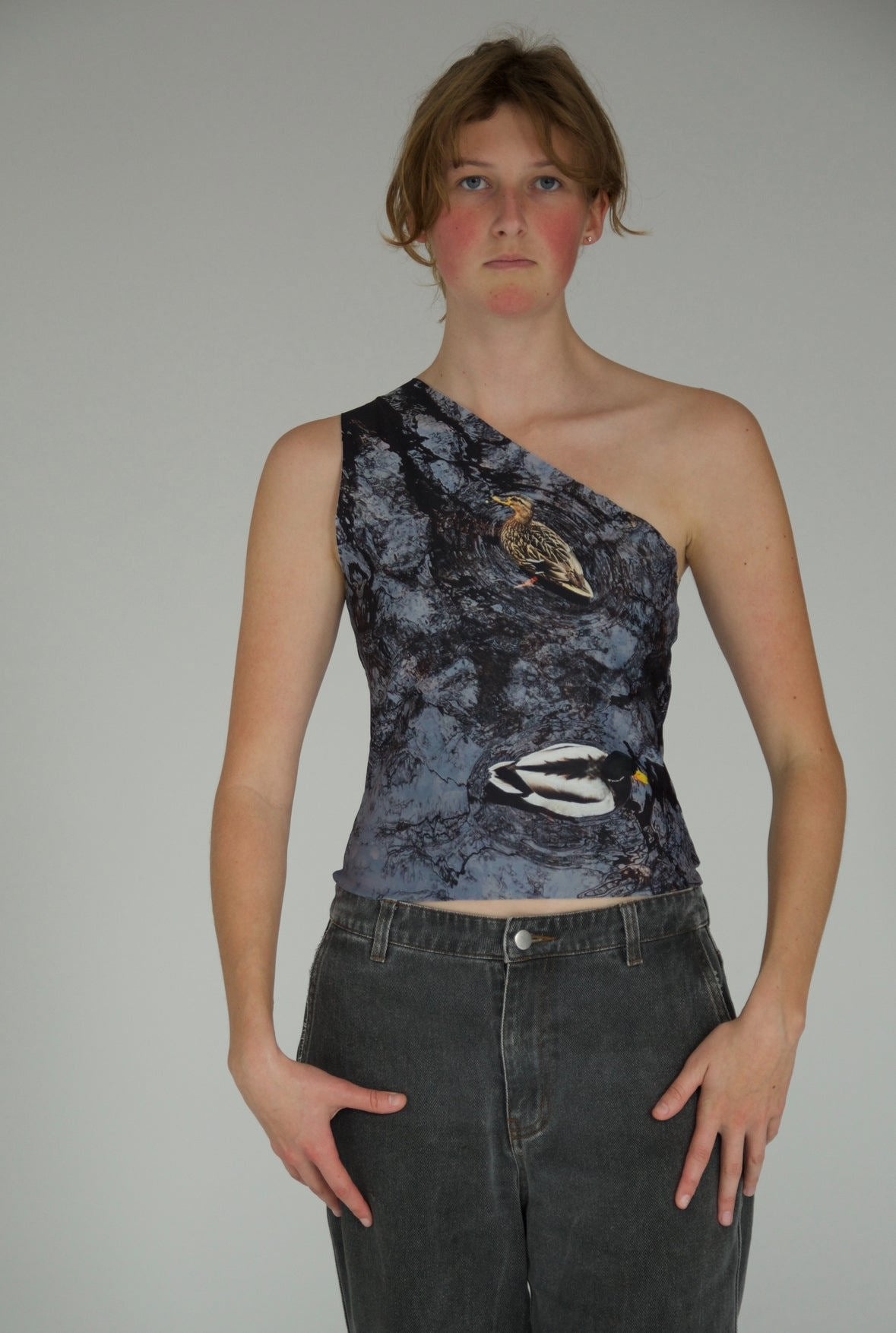 CANARD ASYMMETRICAL TOP