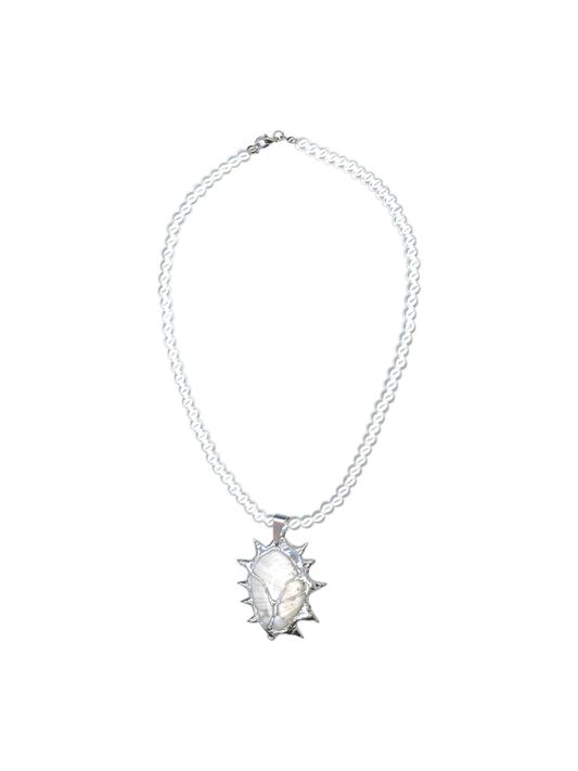 SEA CREATURES NECKLACE IX *SHELL IMPERFECTION
