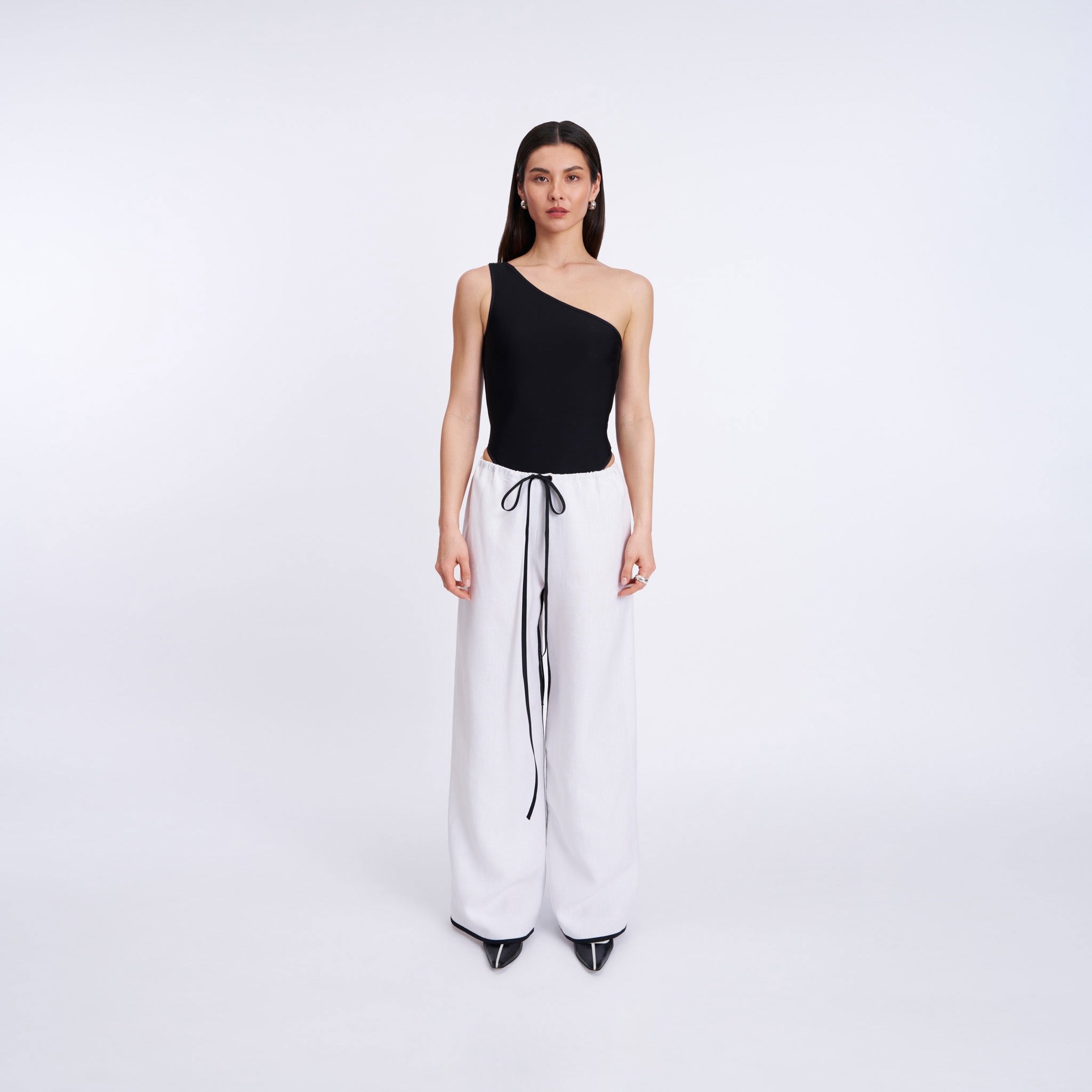 Luteal Pants in White Linen
