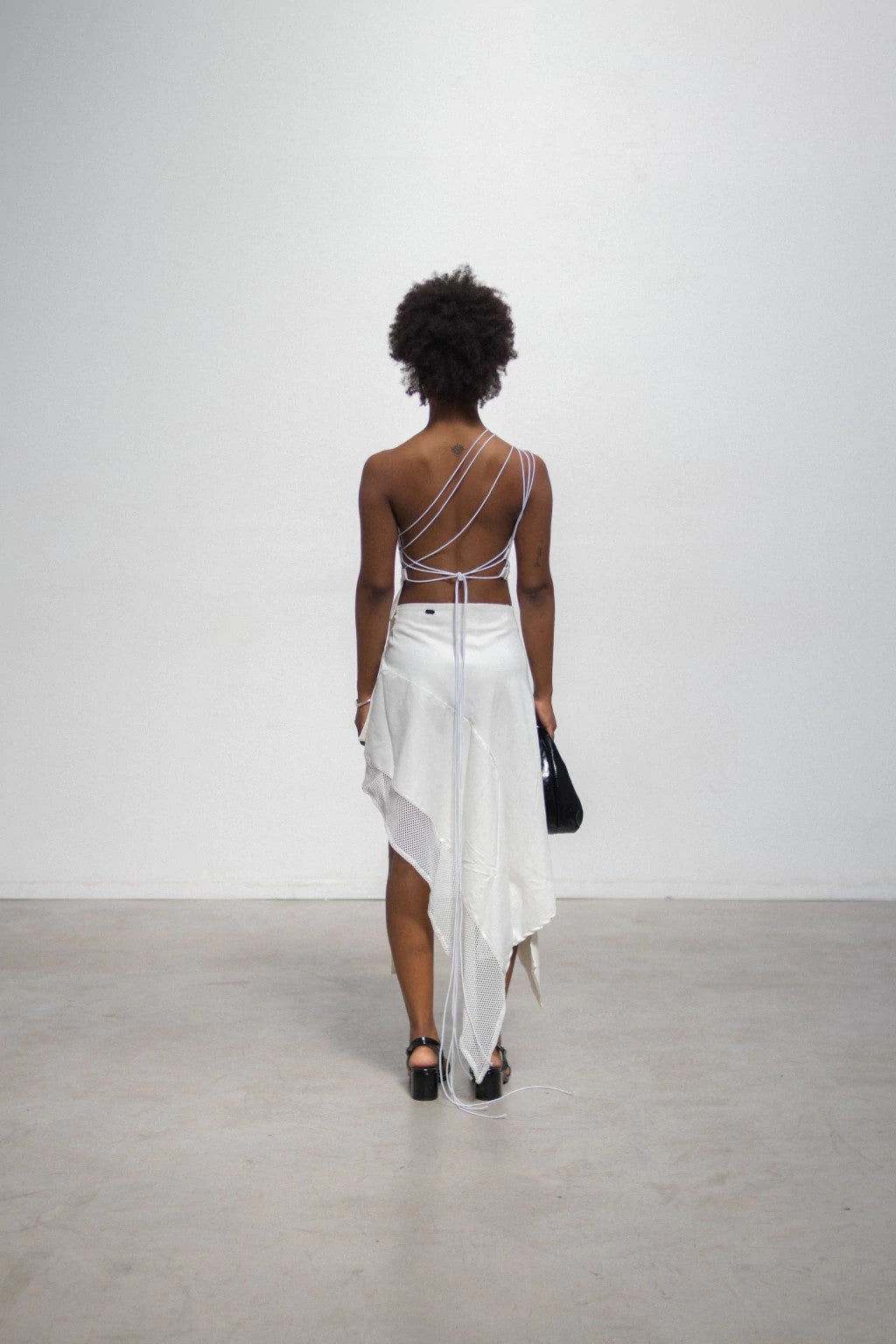 Magnetismo Skirt White