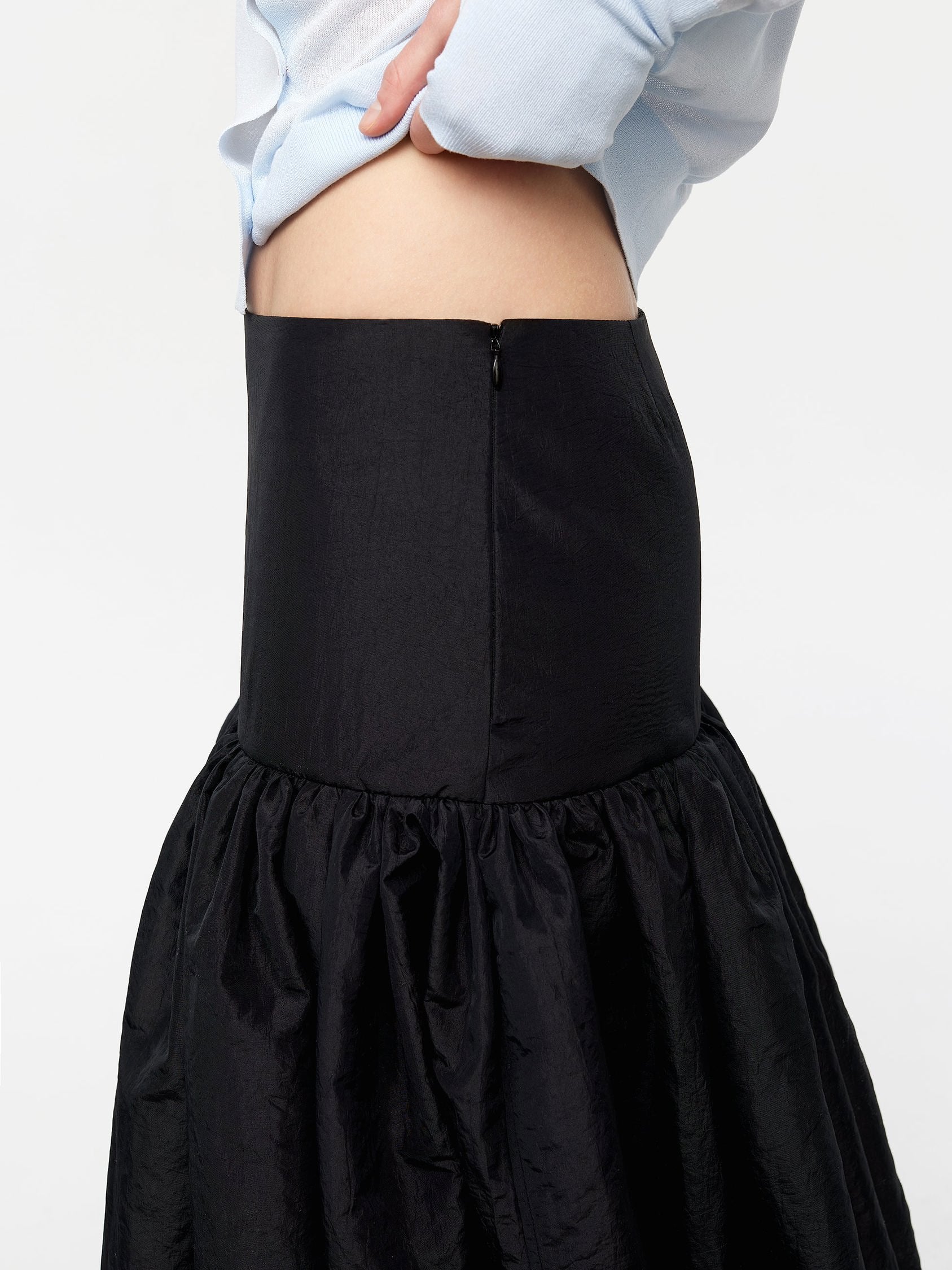 Storm Skirt in Black
