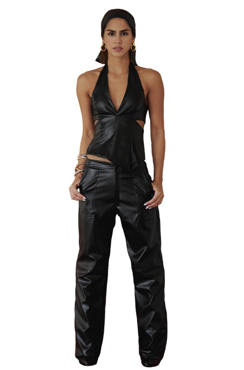 FAUX LEATHER BLACK V-CUT TOP